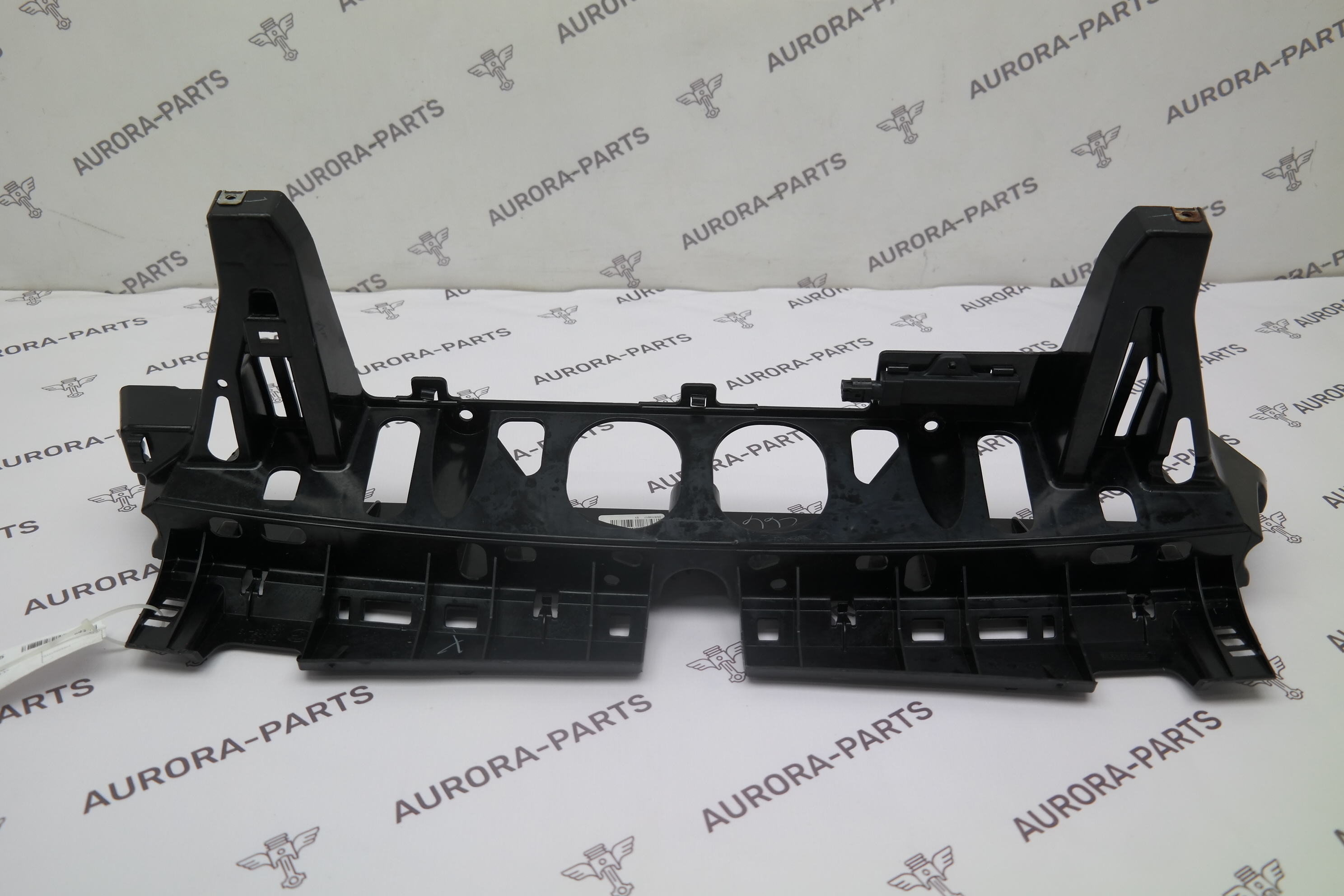 Крепление заднего бампера среднее BMW X5