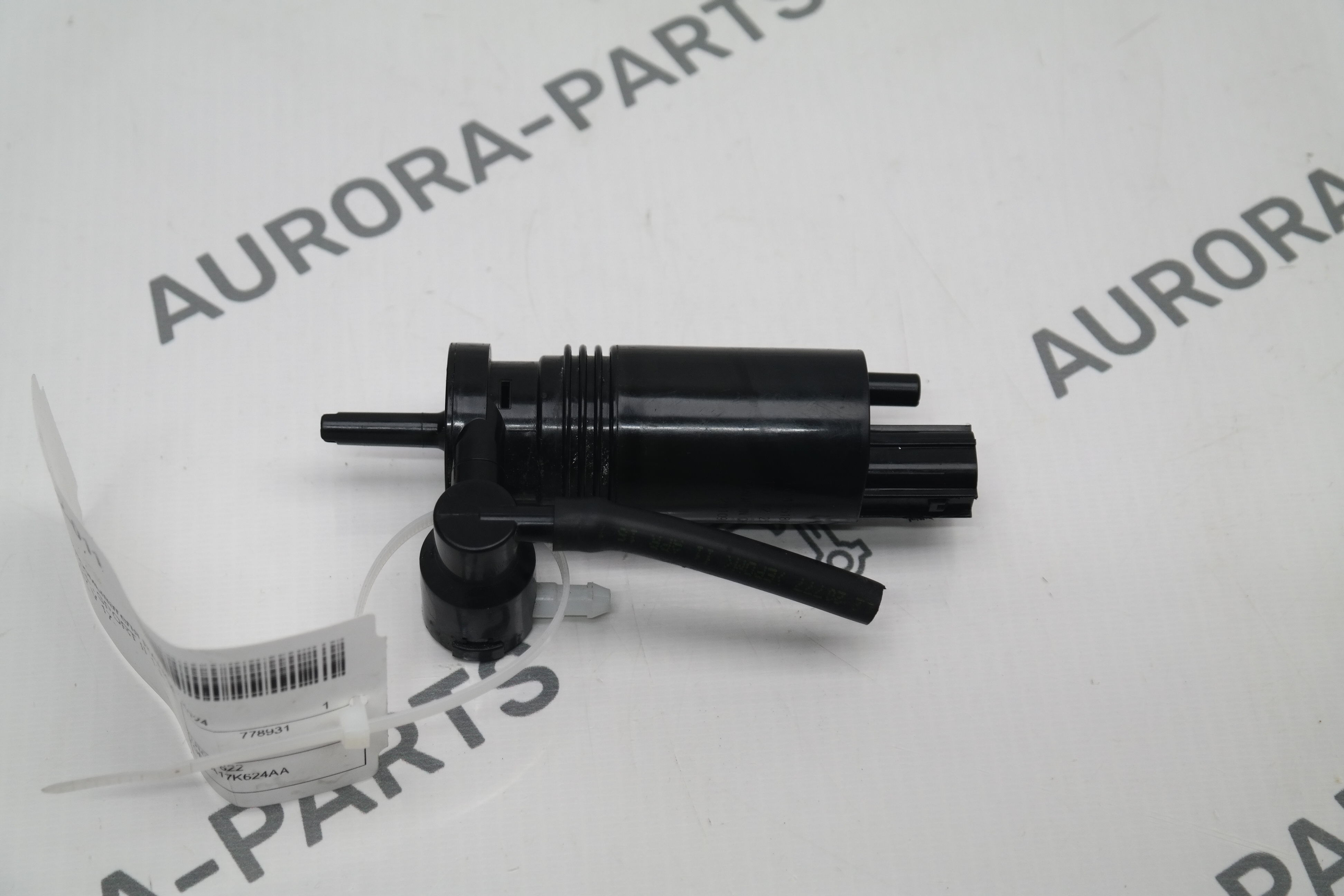 Насос стеклоомывателя Land Rover Range Rover Sport