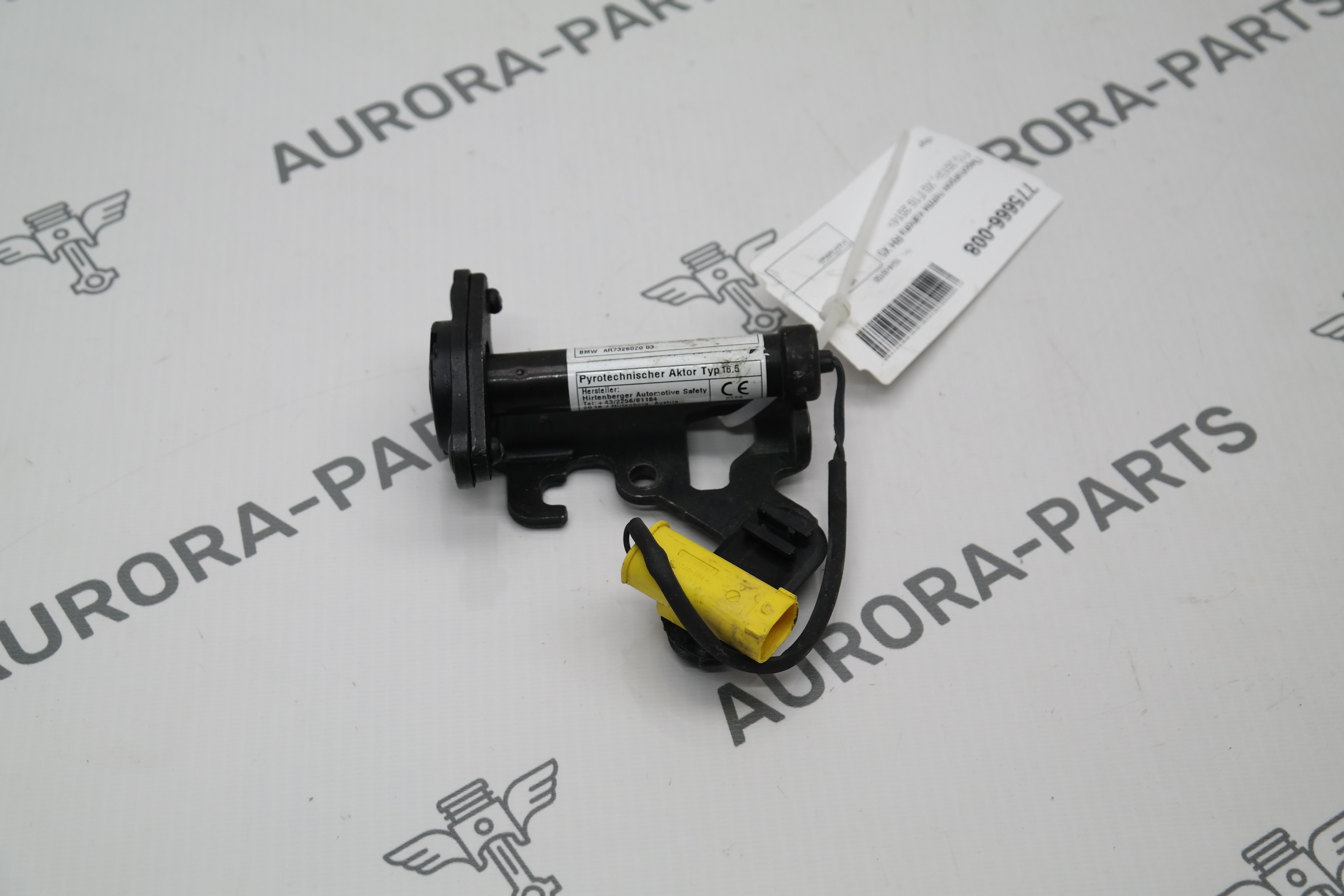 Пиропатрон петли капота RH BMW X6