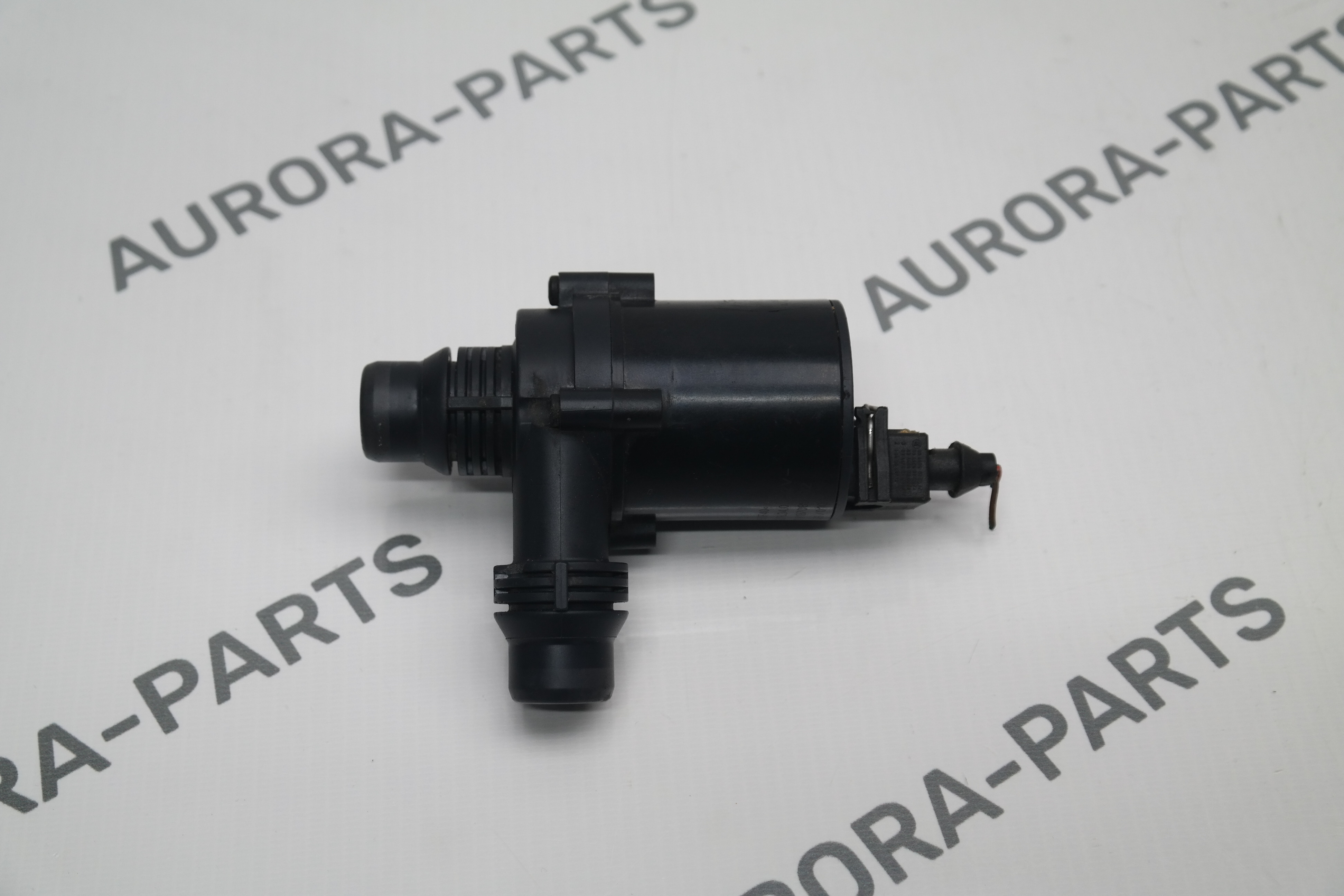 Насос охлаждающей жидкости дополнительный BMW X5