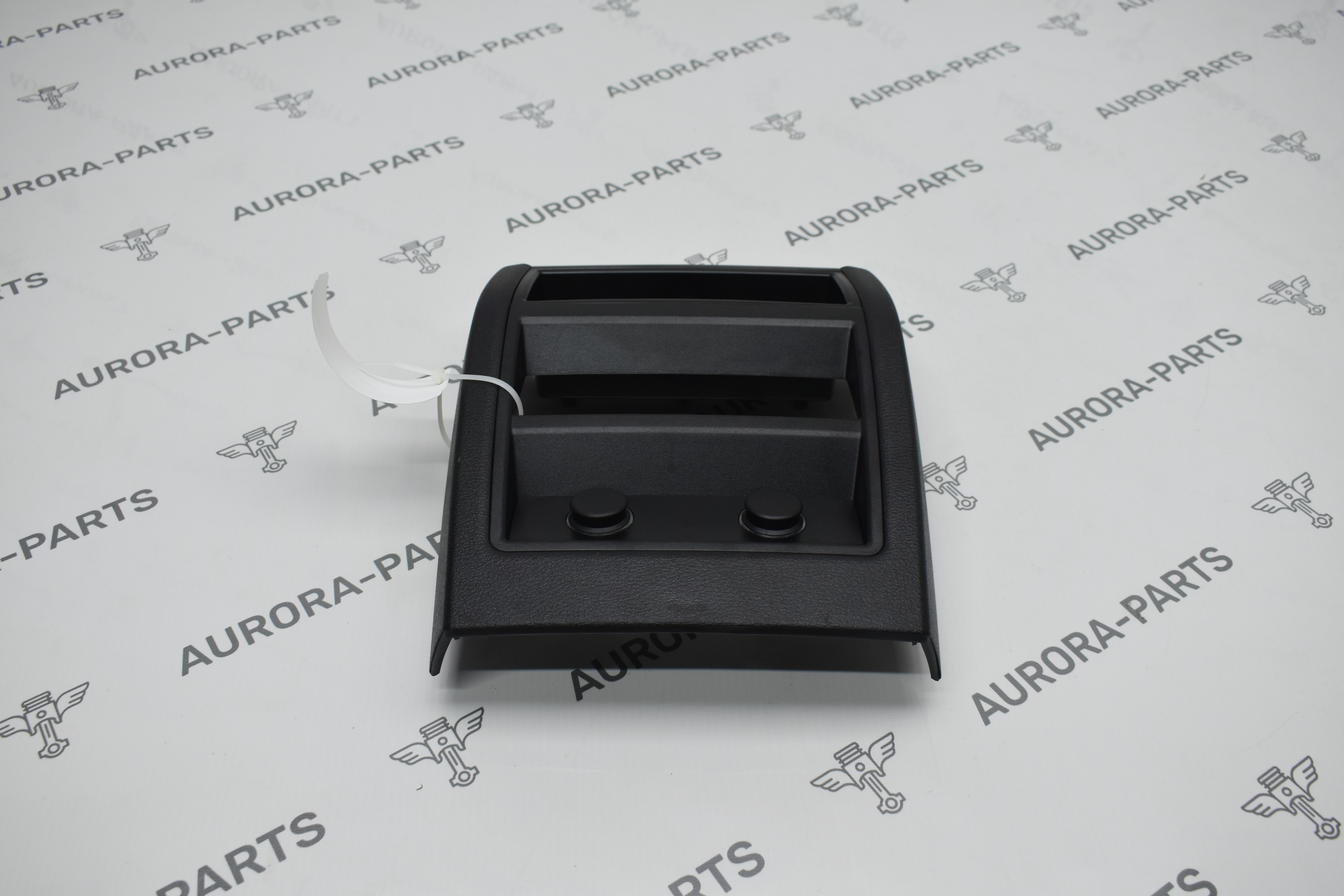 Накладка центральной консоли сзади BMW X5