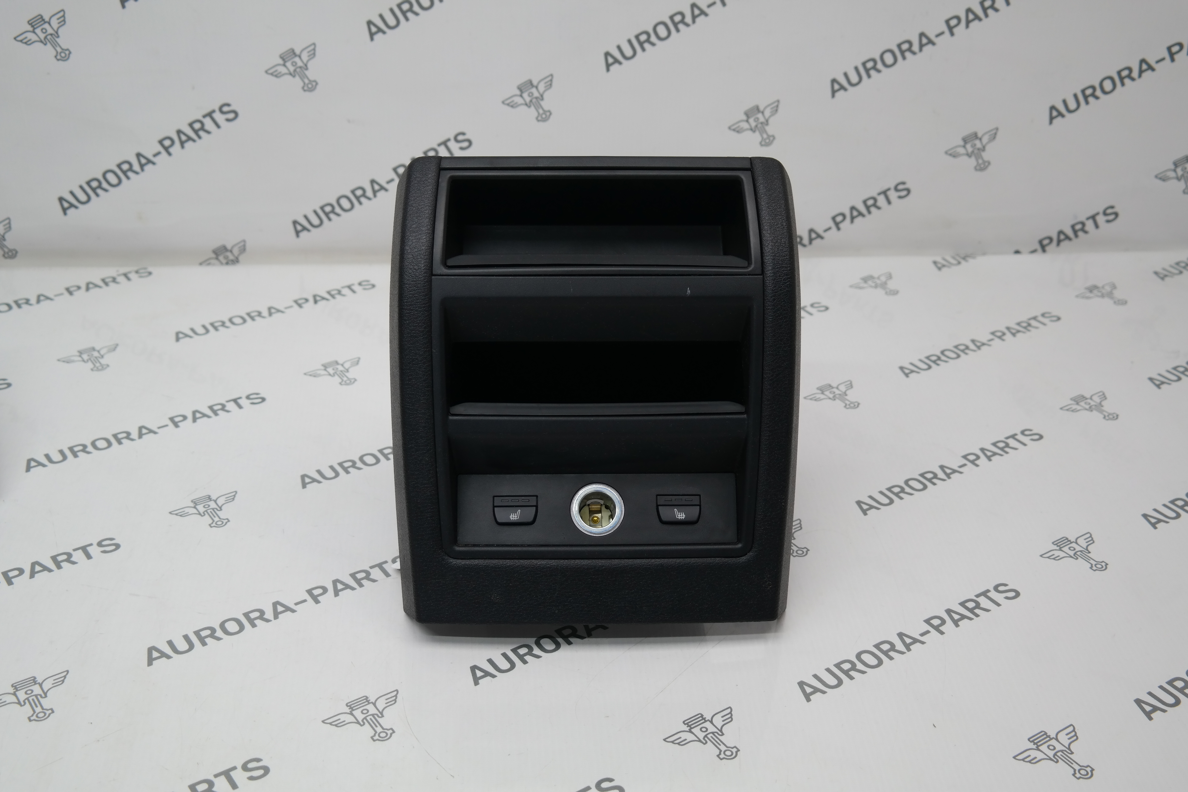 Накладка центральной консоли сзади BMW X5