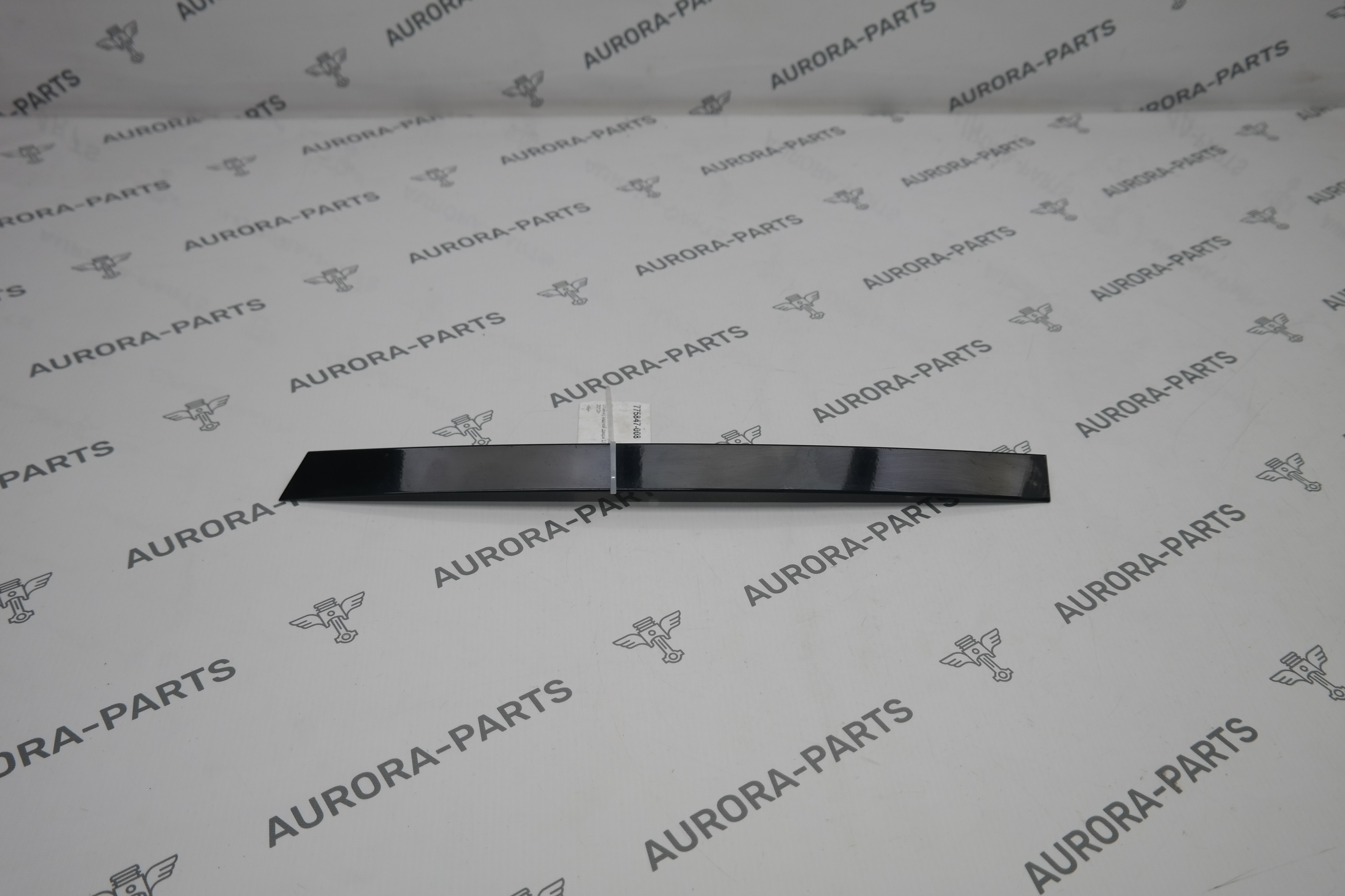 Накладка рамы окна (задней стойки) задней двери LH BMW X5