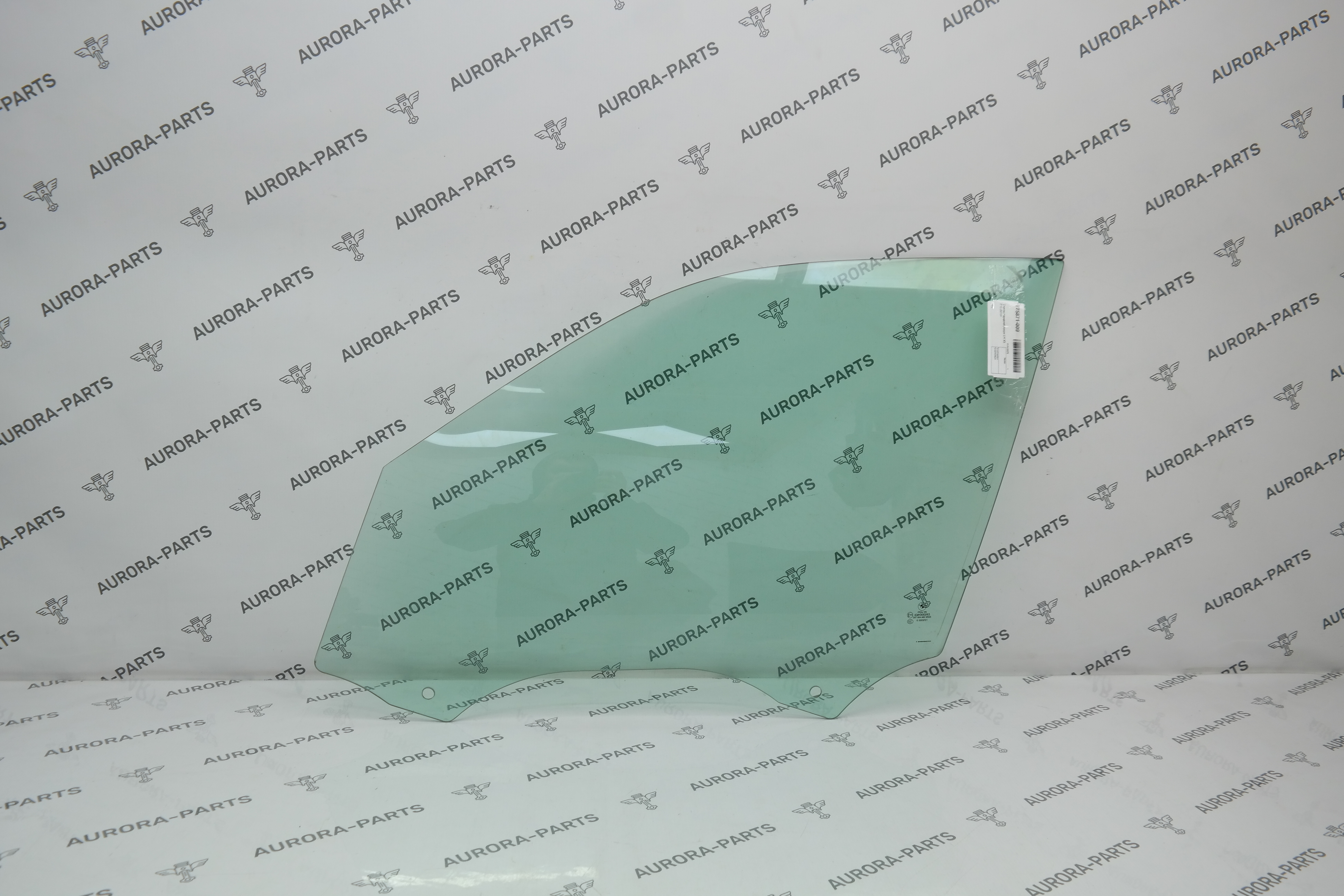 Стекло передней двери LH BMW X5