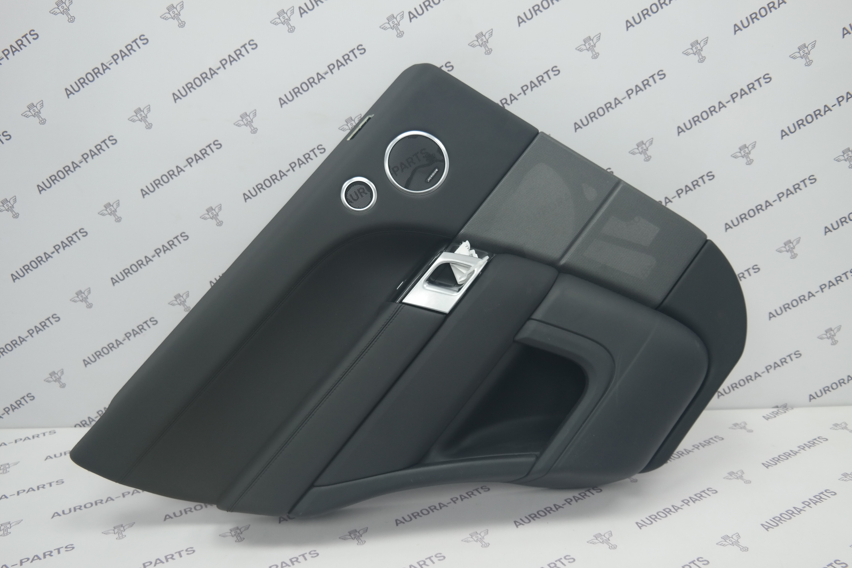 Обшивка, карта задней двери LH с подсветкой - High Line Land Rover Range Rover Sport