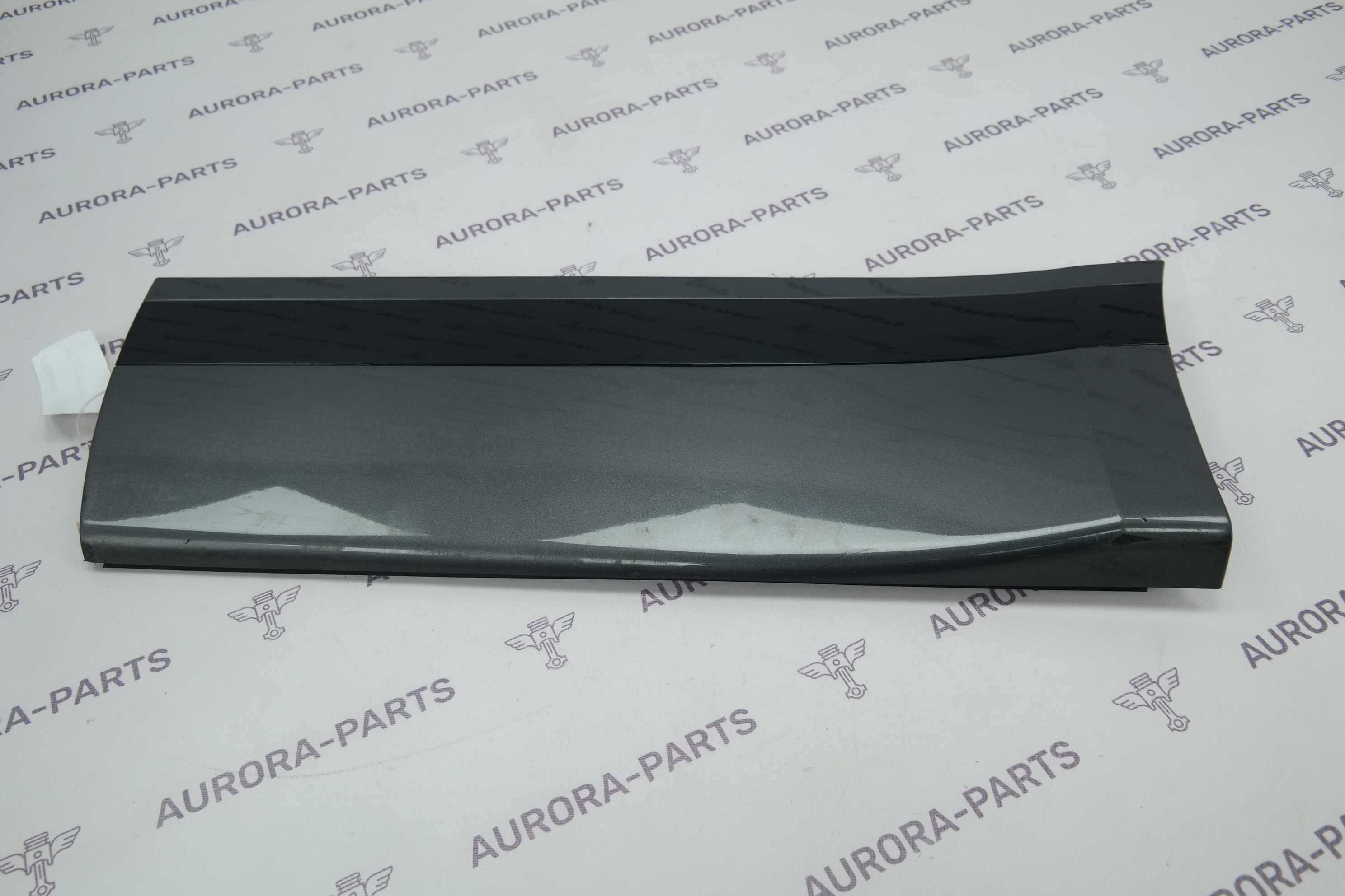 Молдинг задней двери нижний LH Land Rover Range Rover Velar