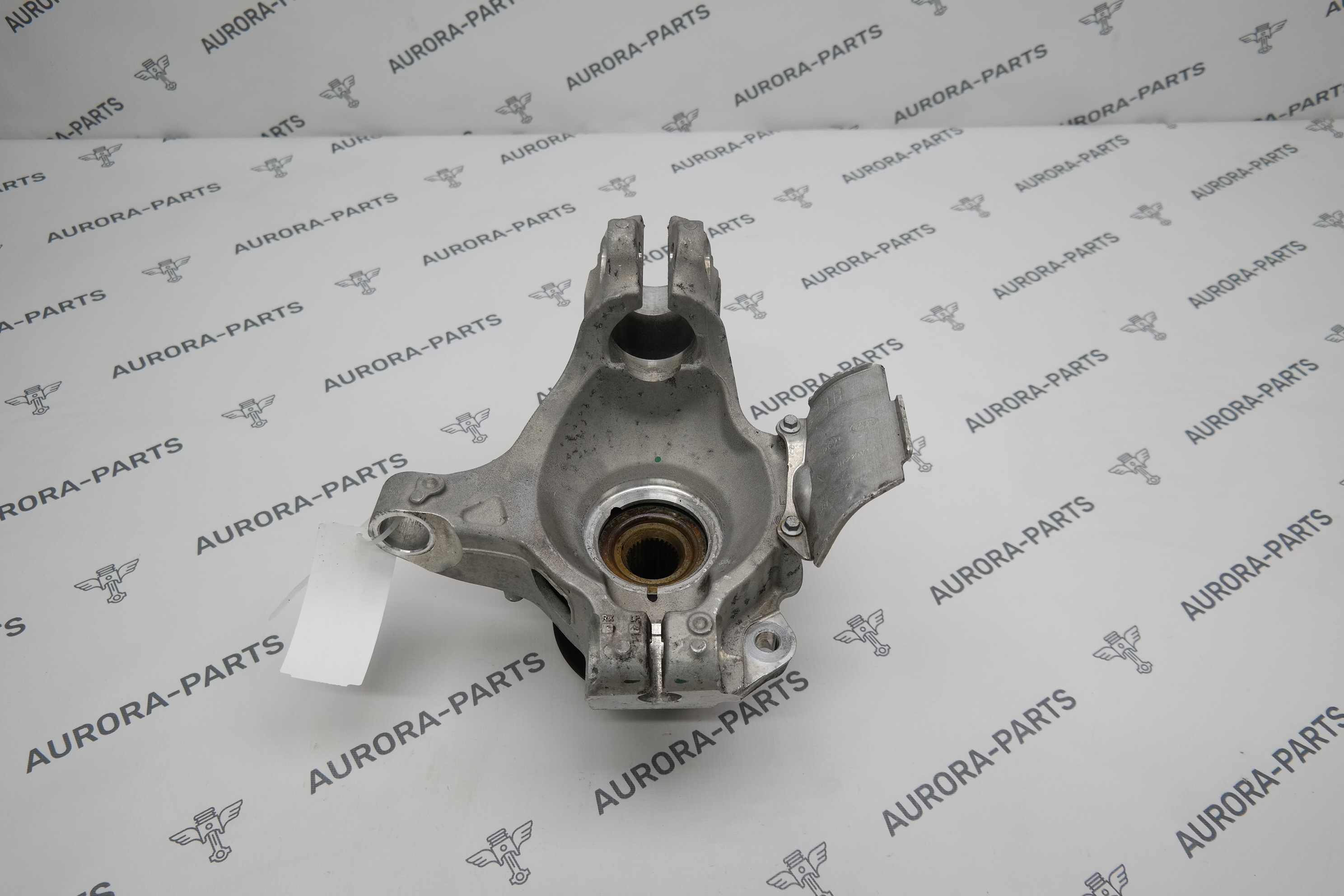 Кулак поворотный передней подвески LH Jaguar E-Pace