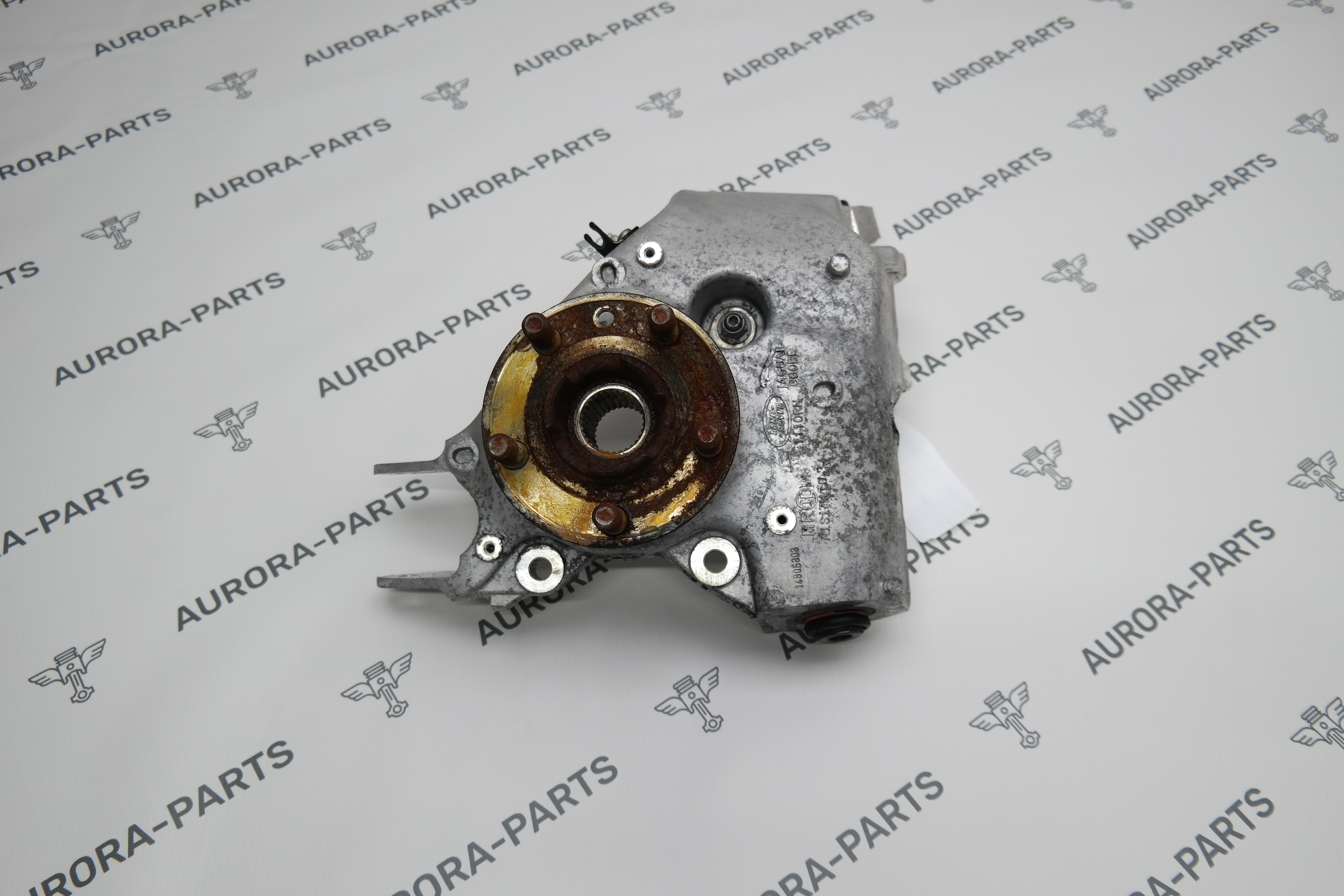 Кулак поворотный задней подвески RH Jaguar E-Pace