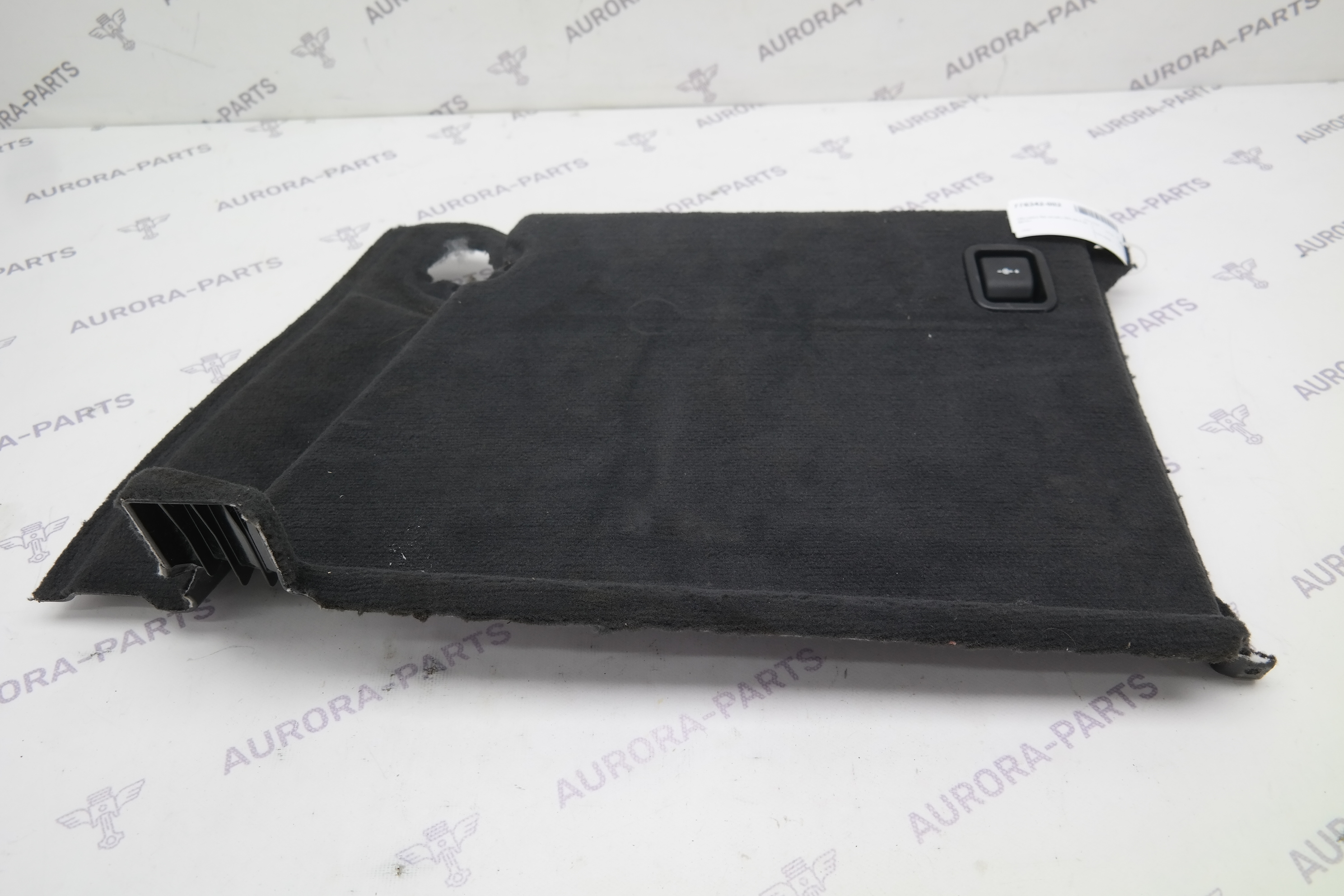 Обшивка багажника RH BMW X6