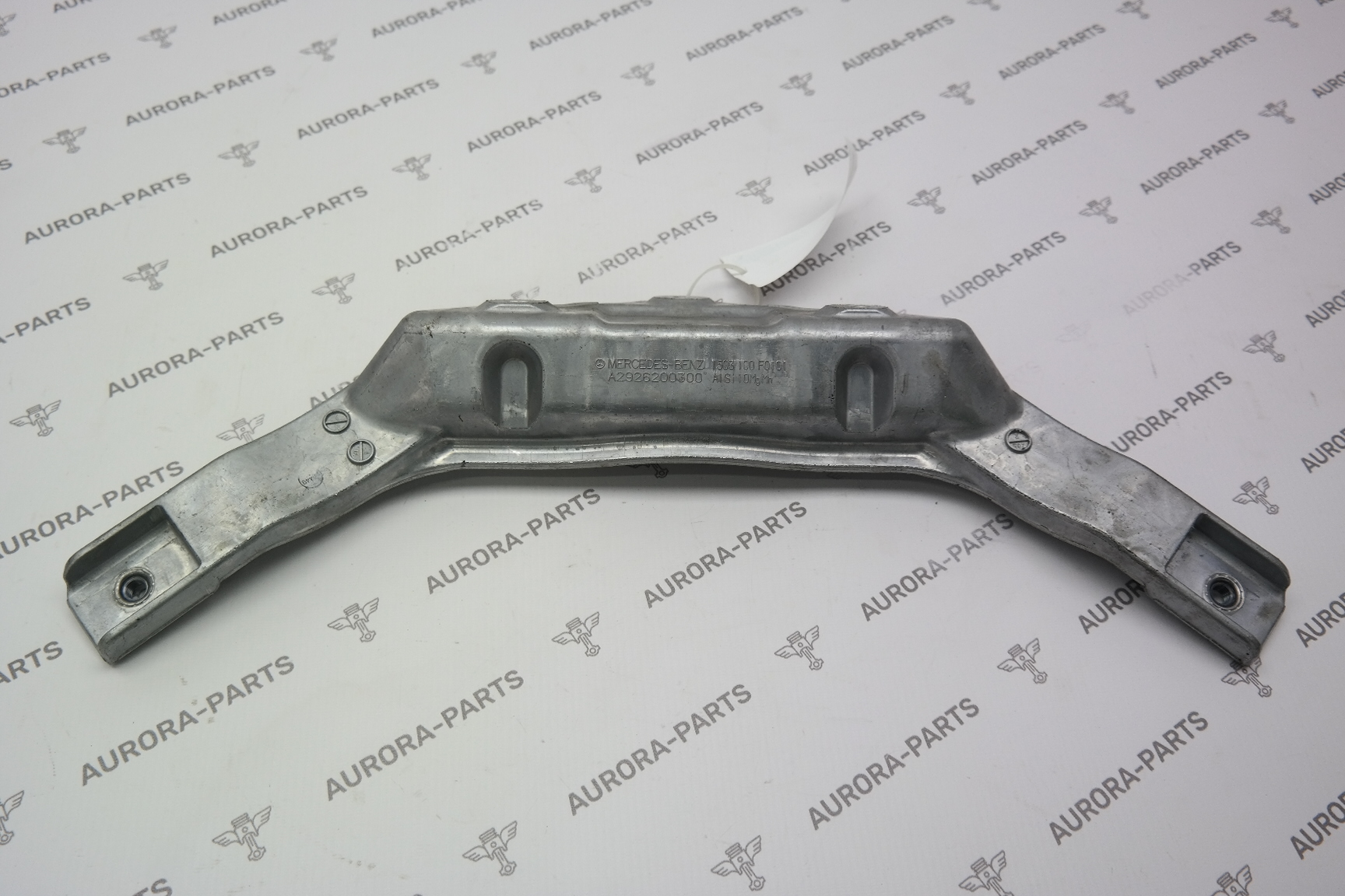 Кронштейн передней панели центральный Mercedes GLE-Coupe