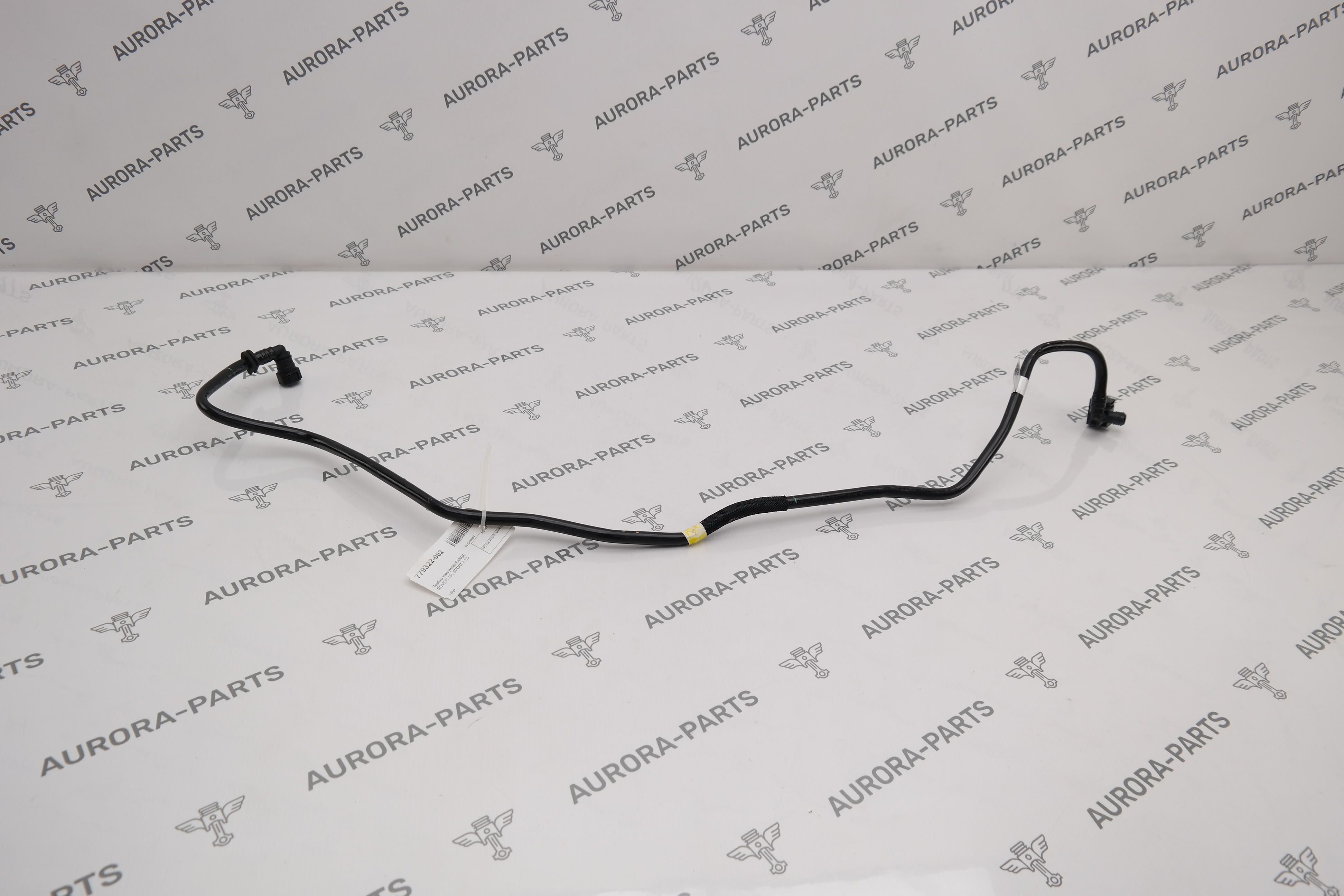 Трубка вакуумная Land Rover Range Rover 30DDTX