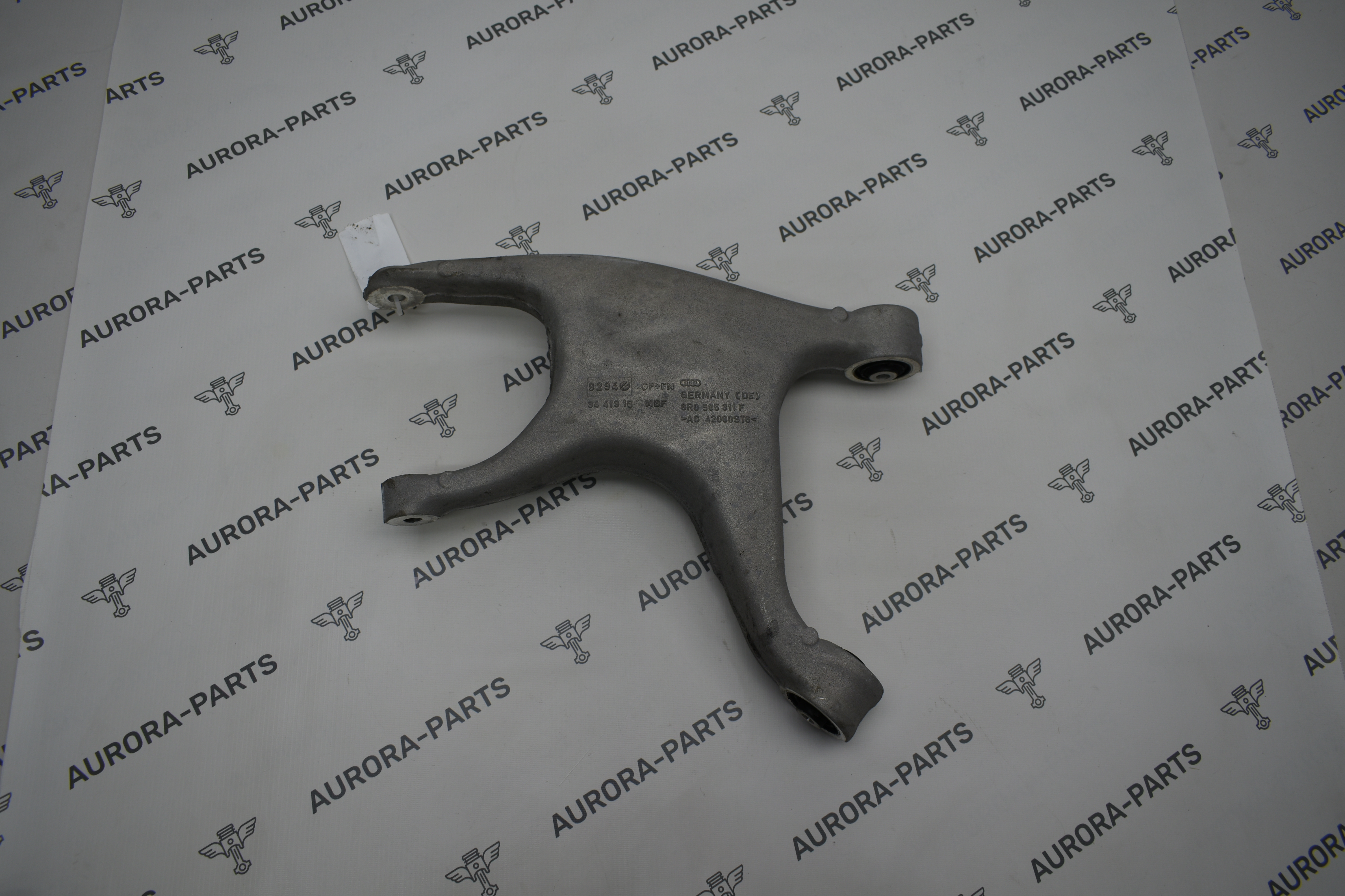 Рычаг нижний задней подвески LH Audi A6