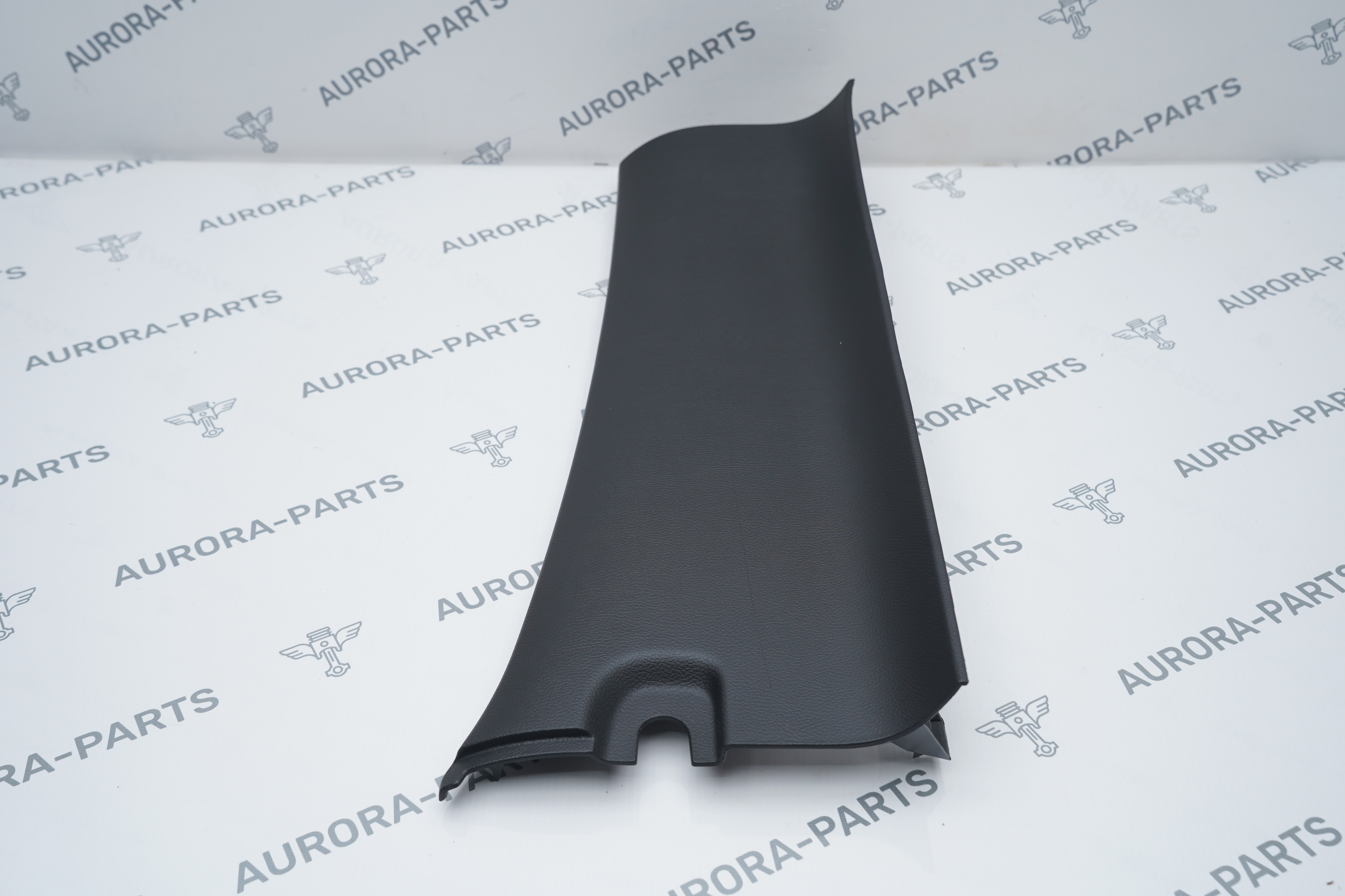 Обшивка стойки C нижняя RH Dodge RAM