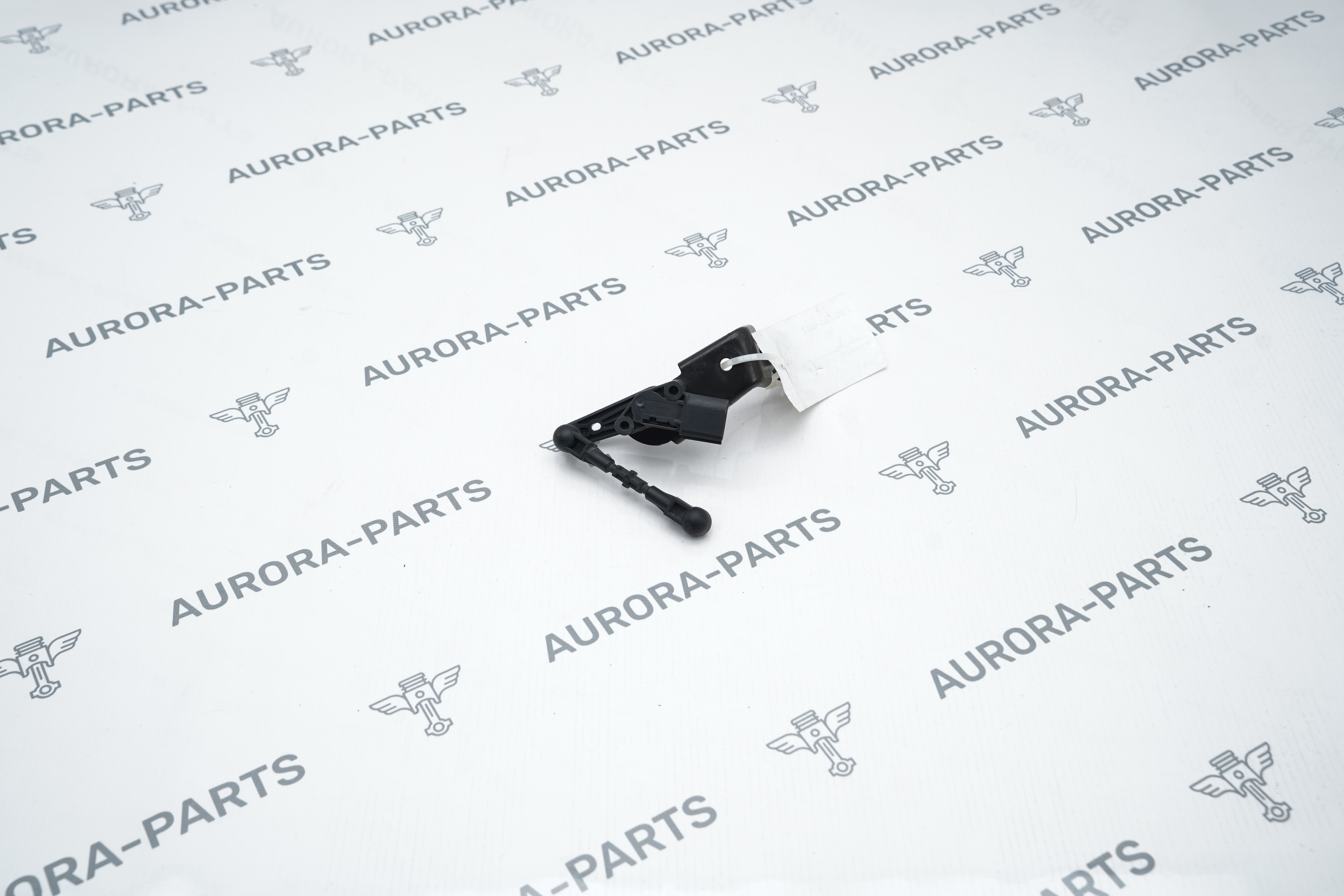 Датчик регулировки дорожного просвета LH Porsche Cayenne