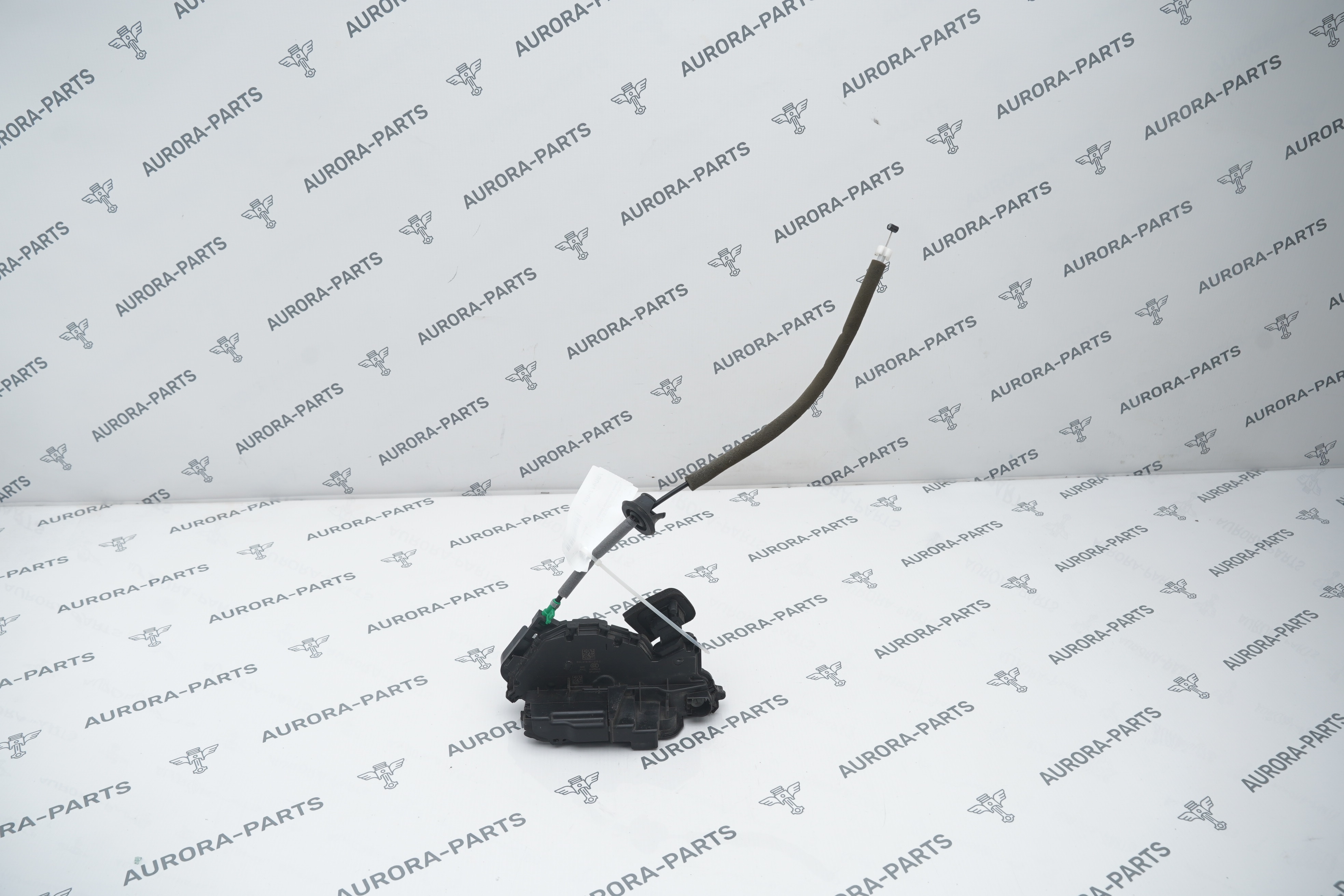 Замок передней двери с "Keyless-Go" LH Audi Q3