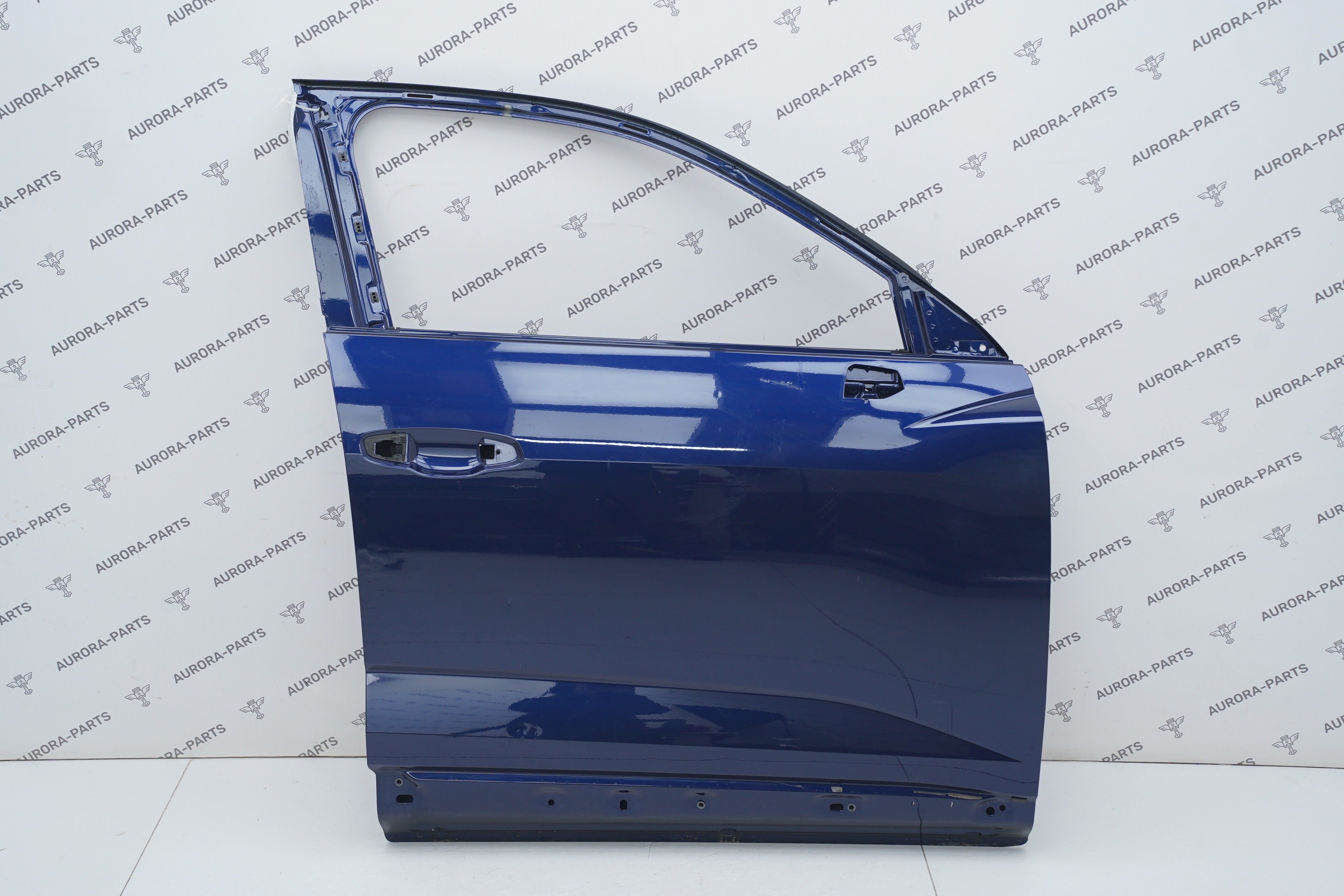 Дверь передняя голая RH Audi Q3