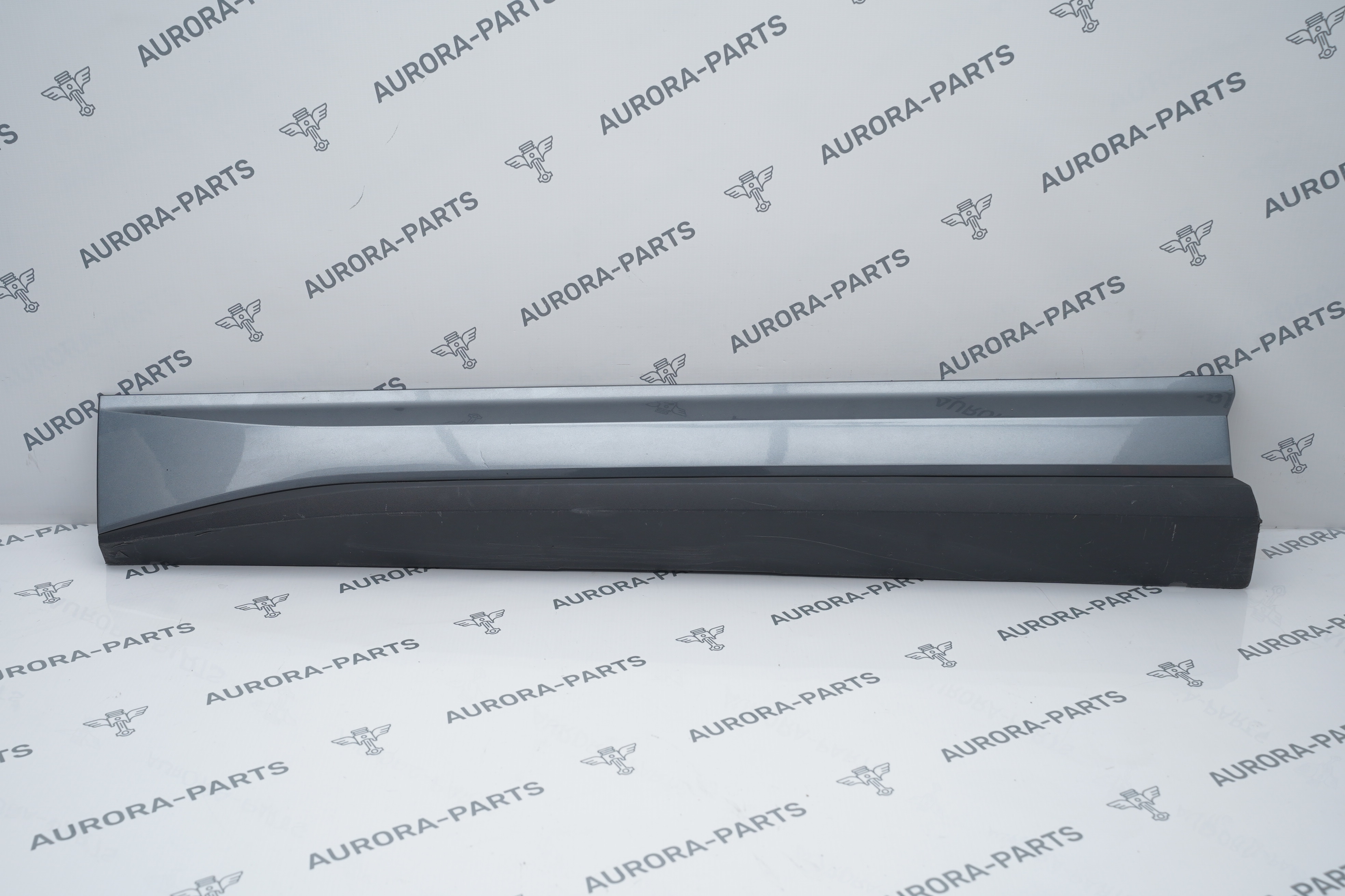 Молдинг передней двери нижний LH (Sportpaket) Skoda Kodiaq