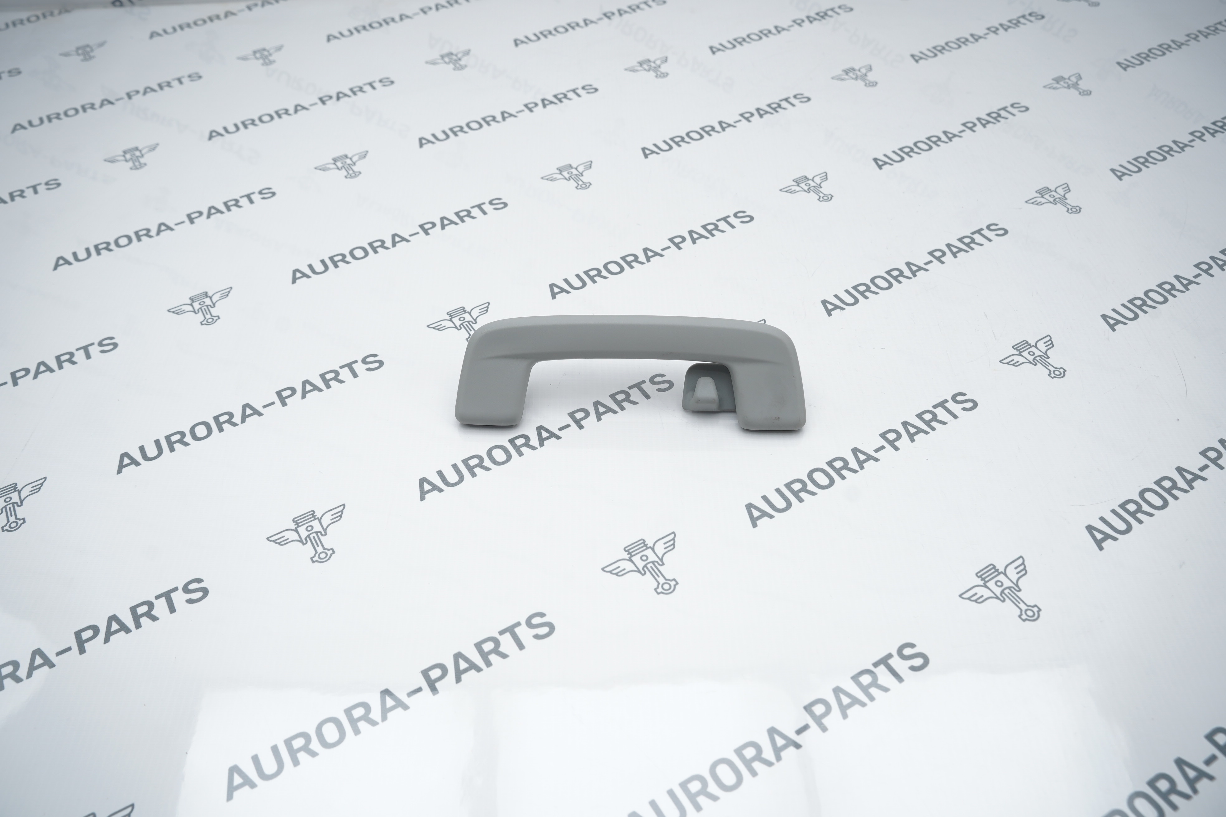 Ручка потолочная задняя LH Audi Q3