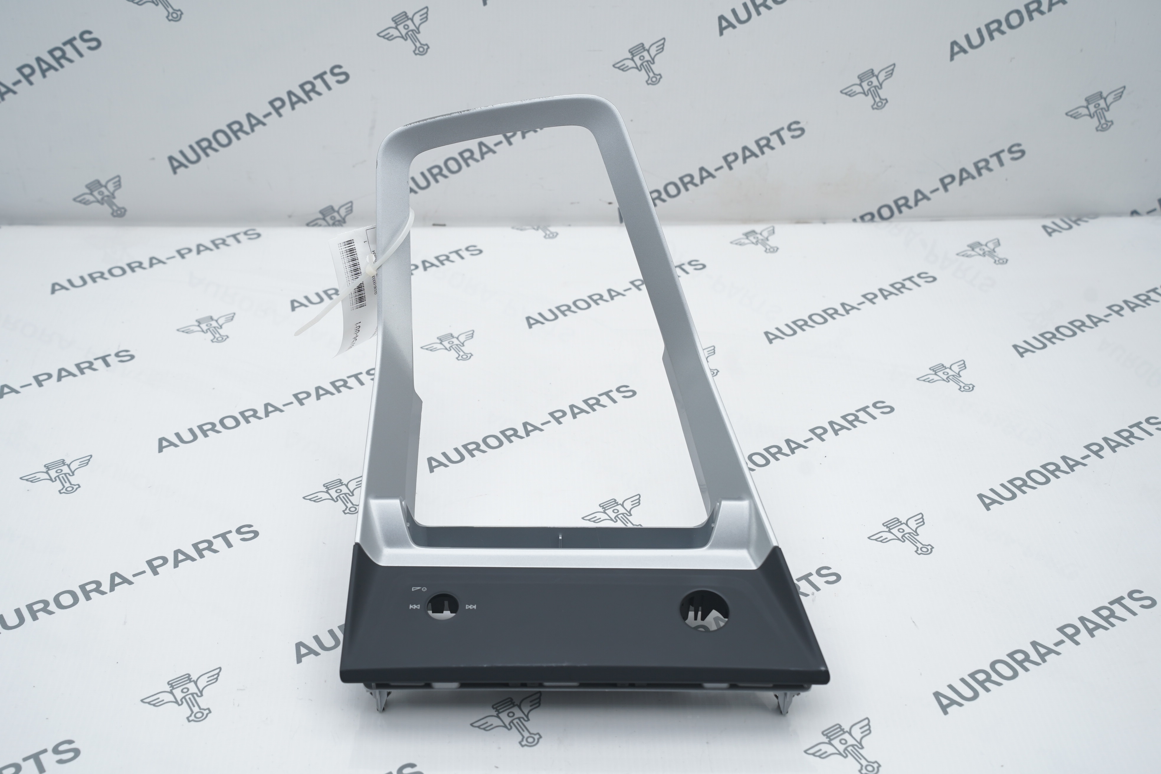 Накладка декоративная центральной консоли Audi Q3