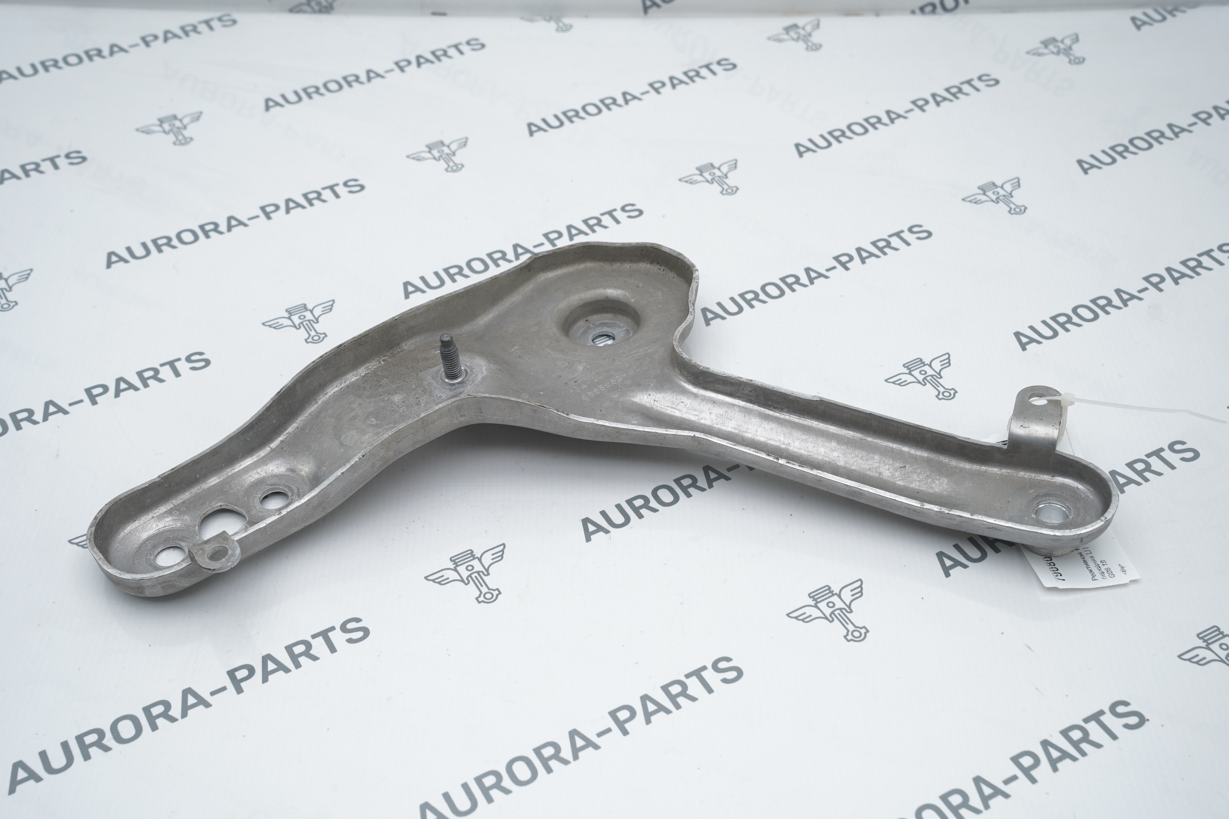 Реактивная тяга задней подвески передняя LH BMW X5