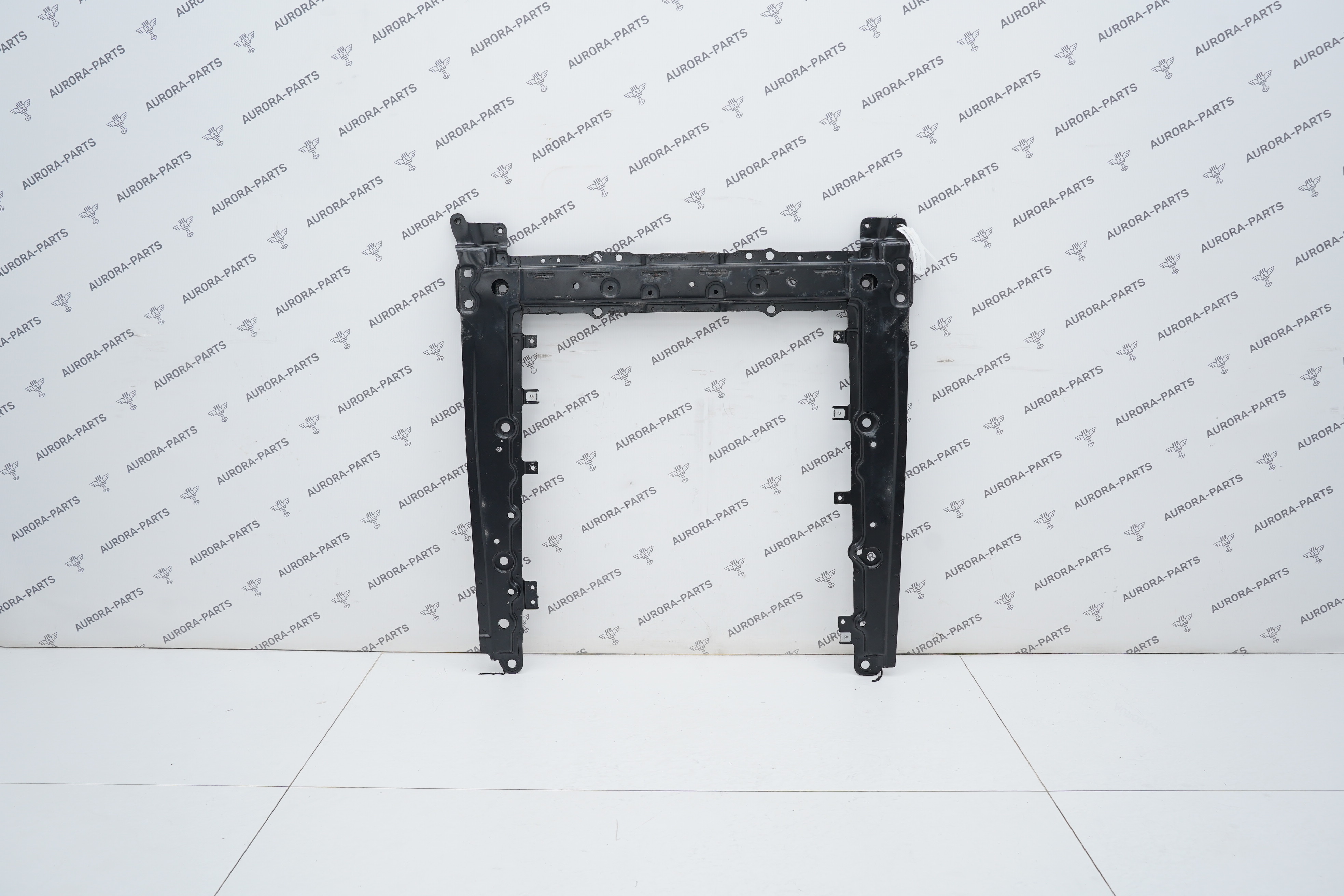 Усилитель пола Porsche Cayenne