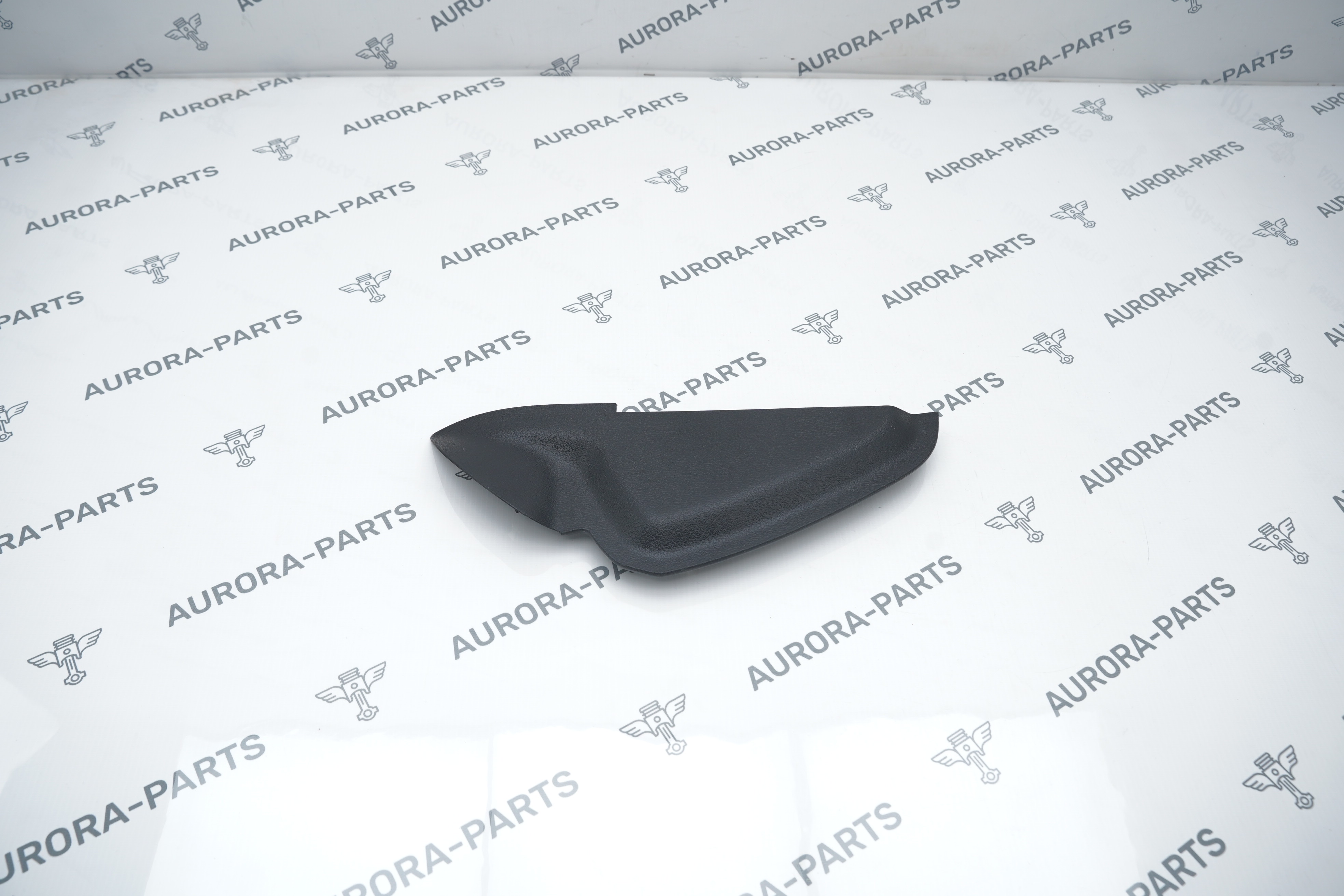 Накладка торпеды RH Mercedes GL/GLS