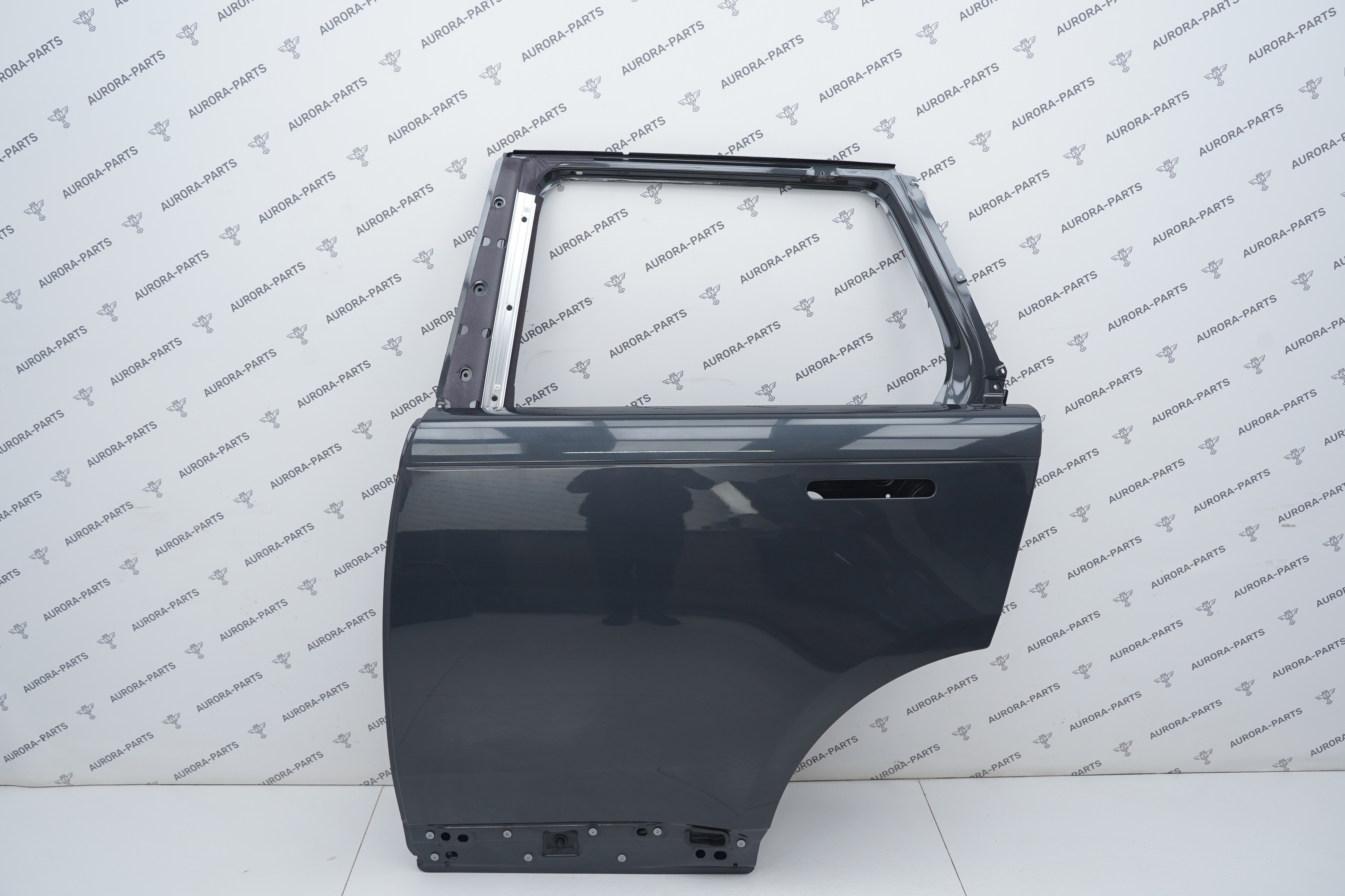 Дверь задняя голая LH Land Rover Range Rover 30DDTX