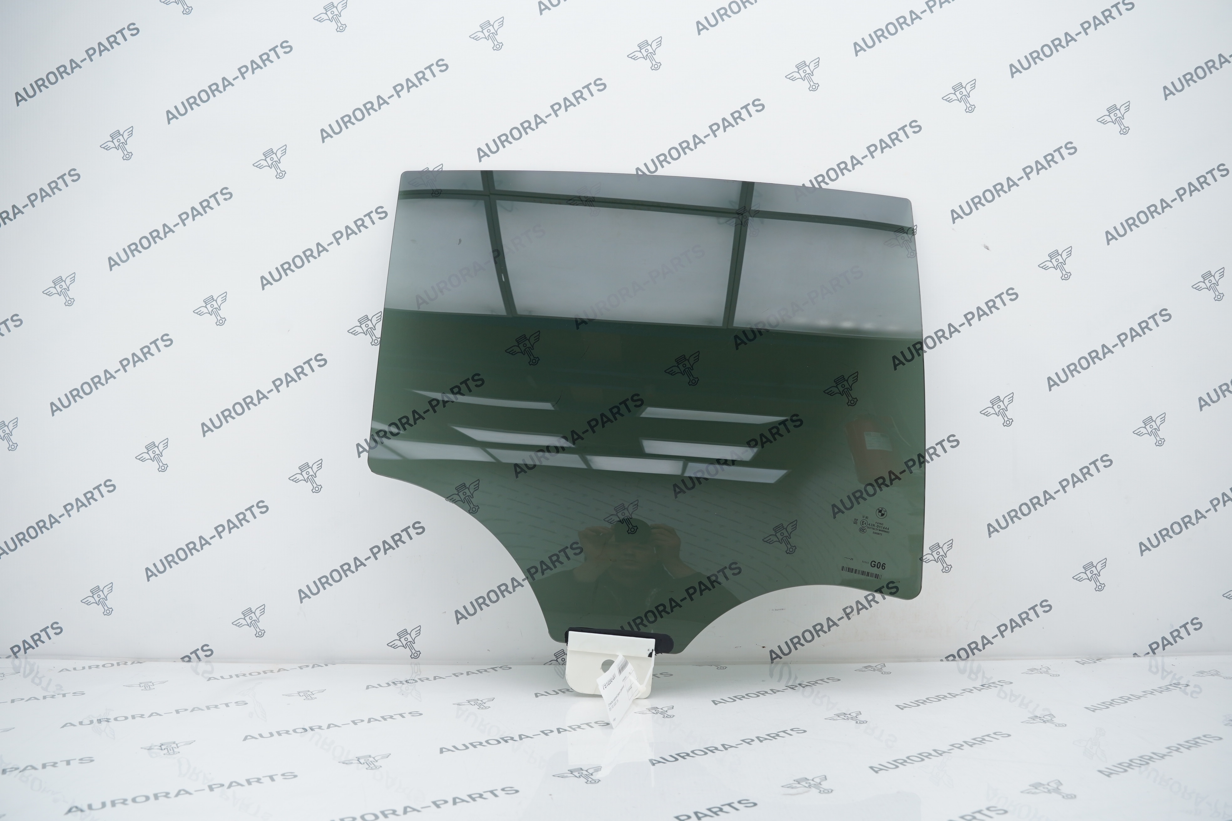 Стекло задней двери (двойное) RH BMW X6