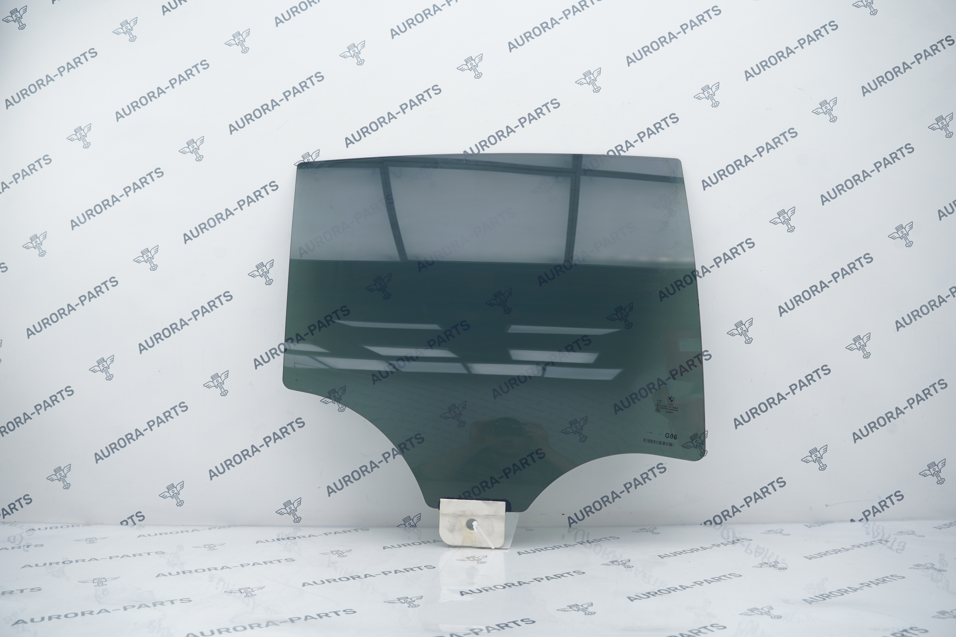 Стекло задней двери (двойное) RH BMW X6