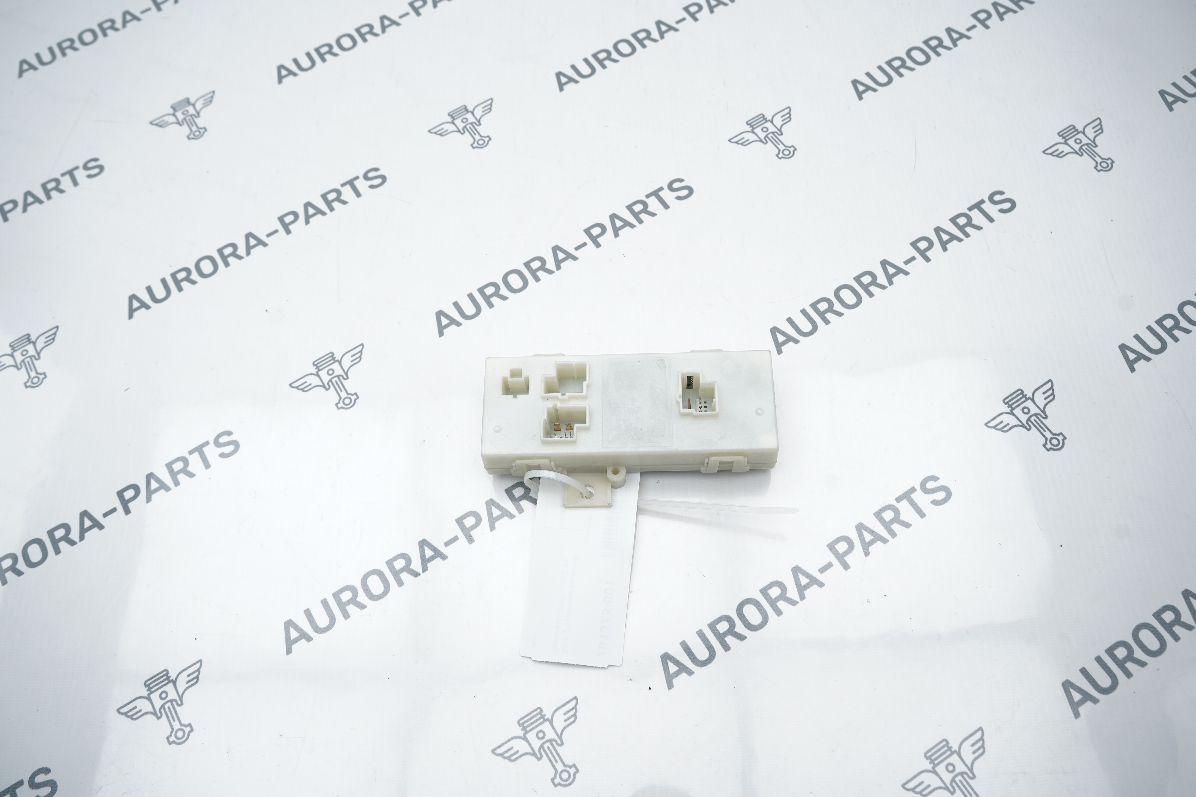 Блок управления крышкой багажника Mercedes GL/GLS