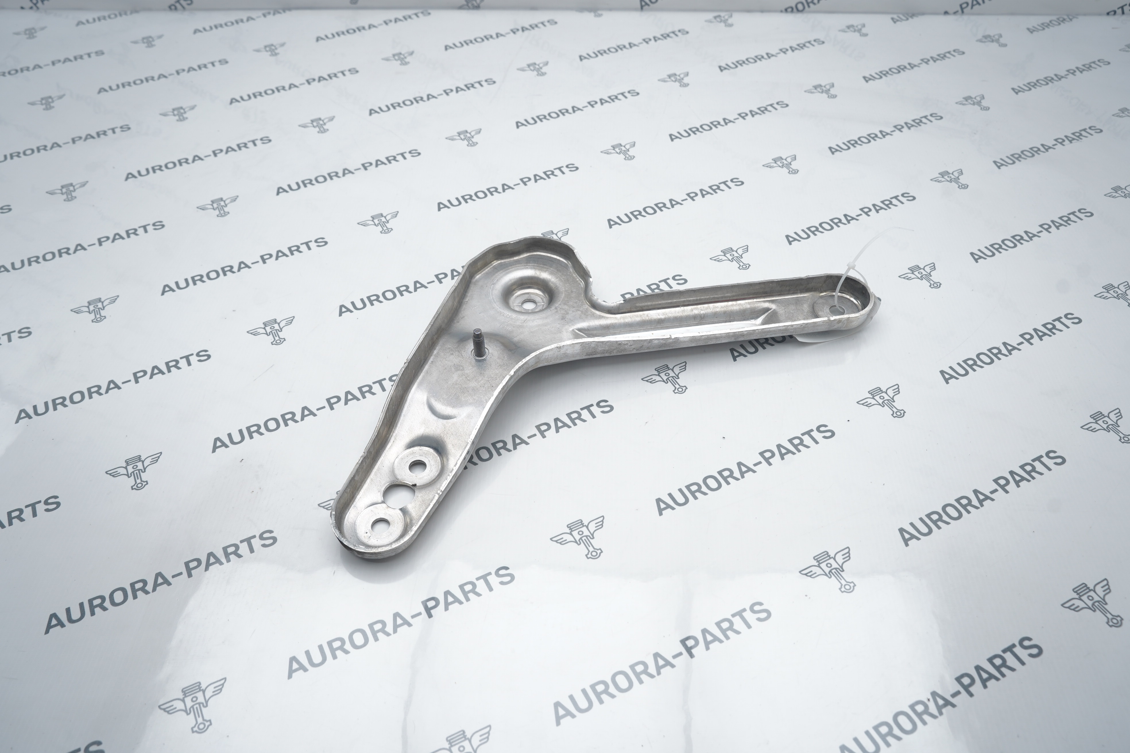 Тяга реактивная задней подвески LH BMW X7