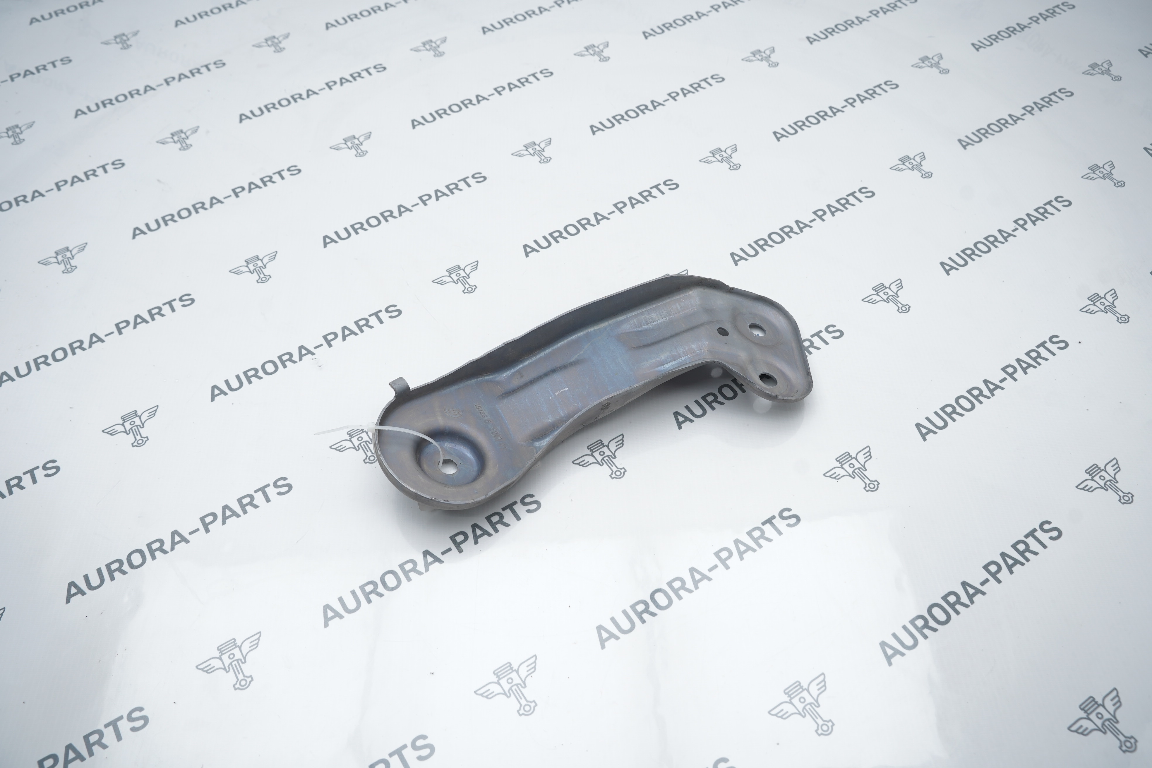 Тяга реактивная задней подвески LH BMW X7