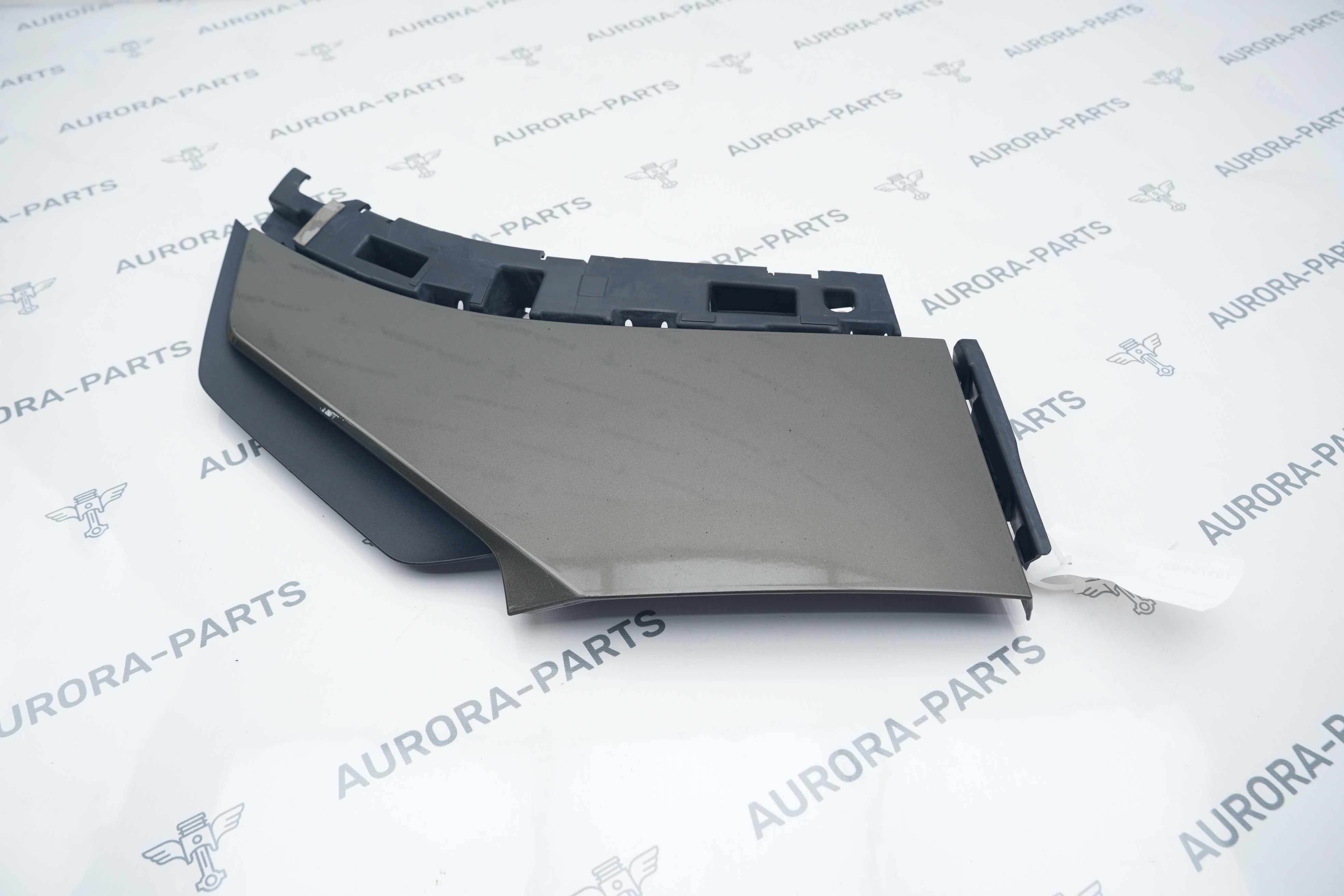 Молдинг крыла RH BMW X6