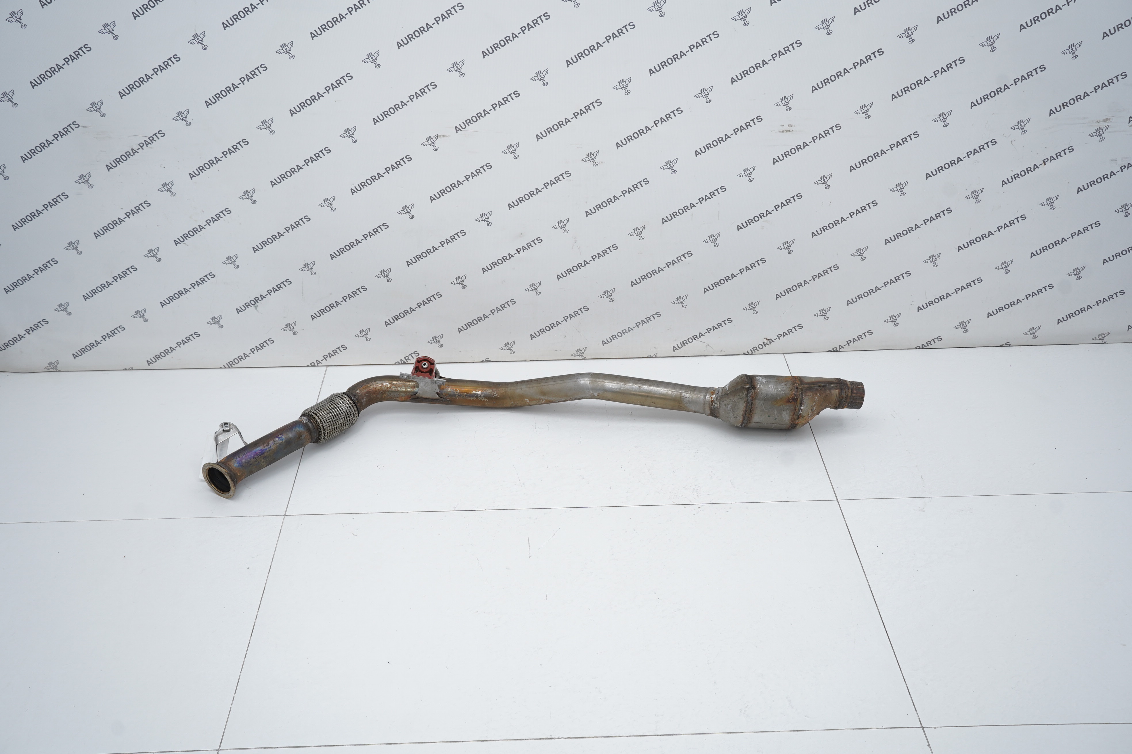 Катализатор с приемной трубой глушителя LH 3.0 Бензин 2025г.в. Porsche Cayenne