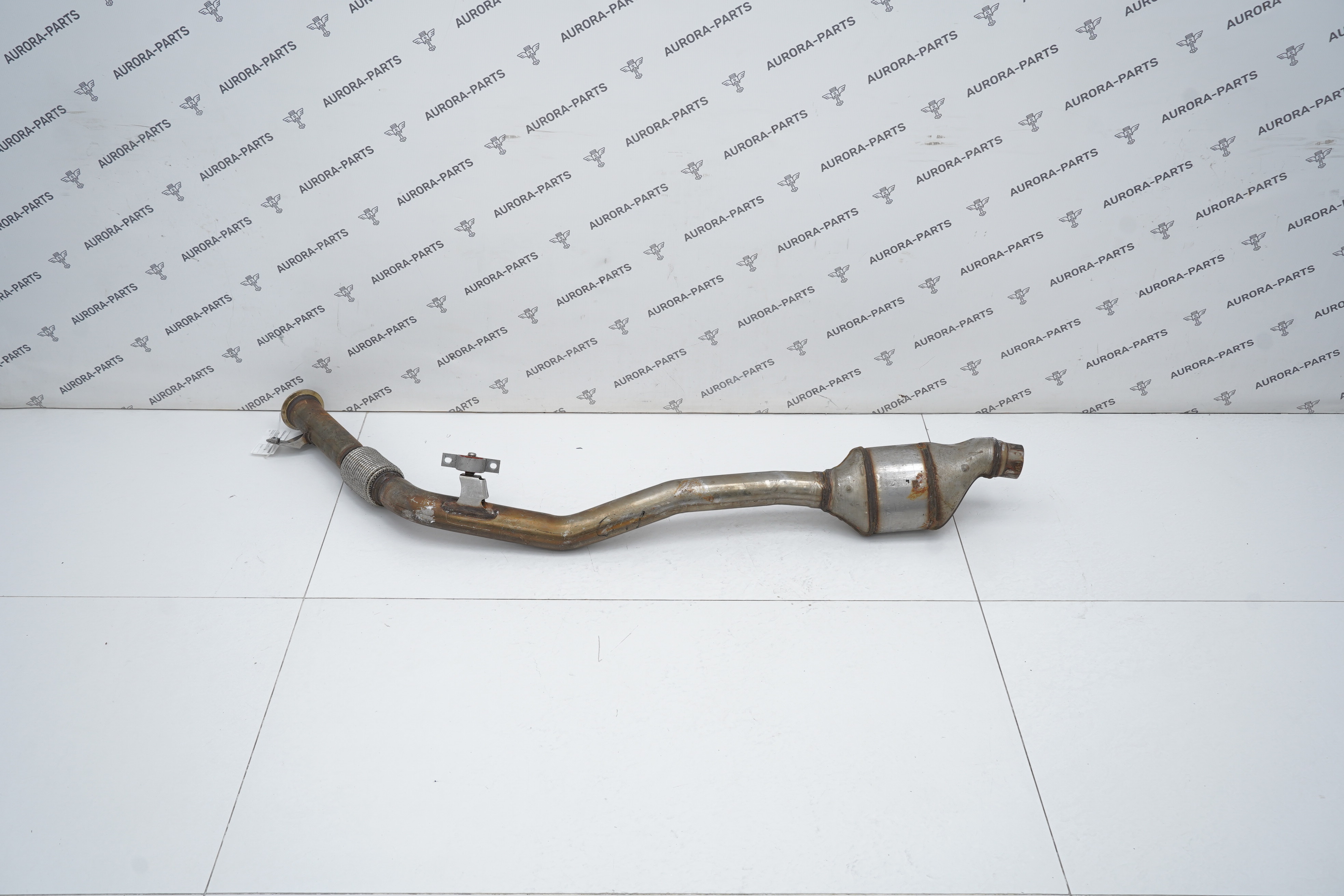 Катализатор с приемной трубой глушителя RH 3.0 Бензин 2025г.в. Porsche Cayenne