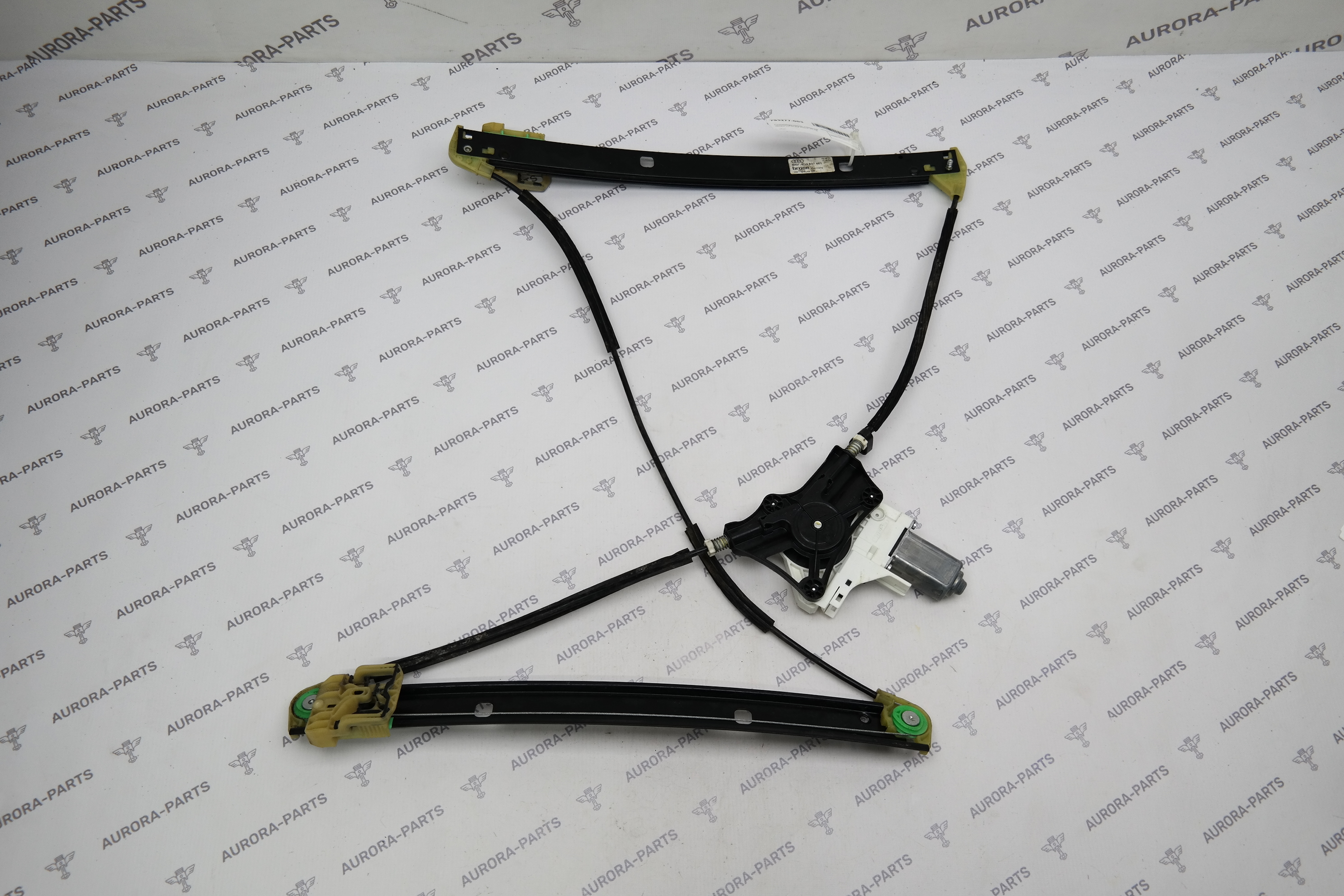 Стеклоподъемник передней двери LH Audi A6 