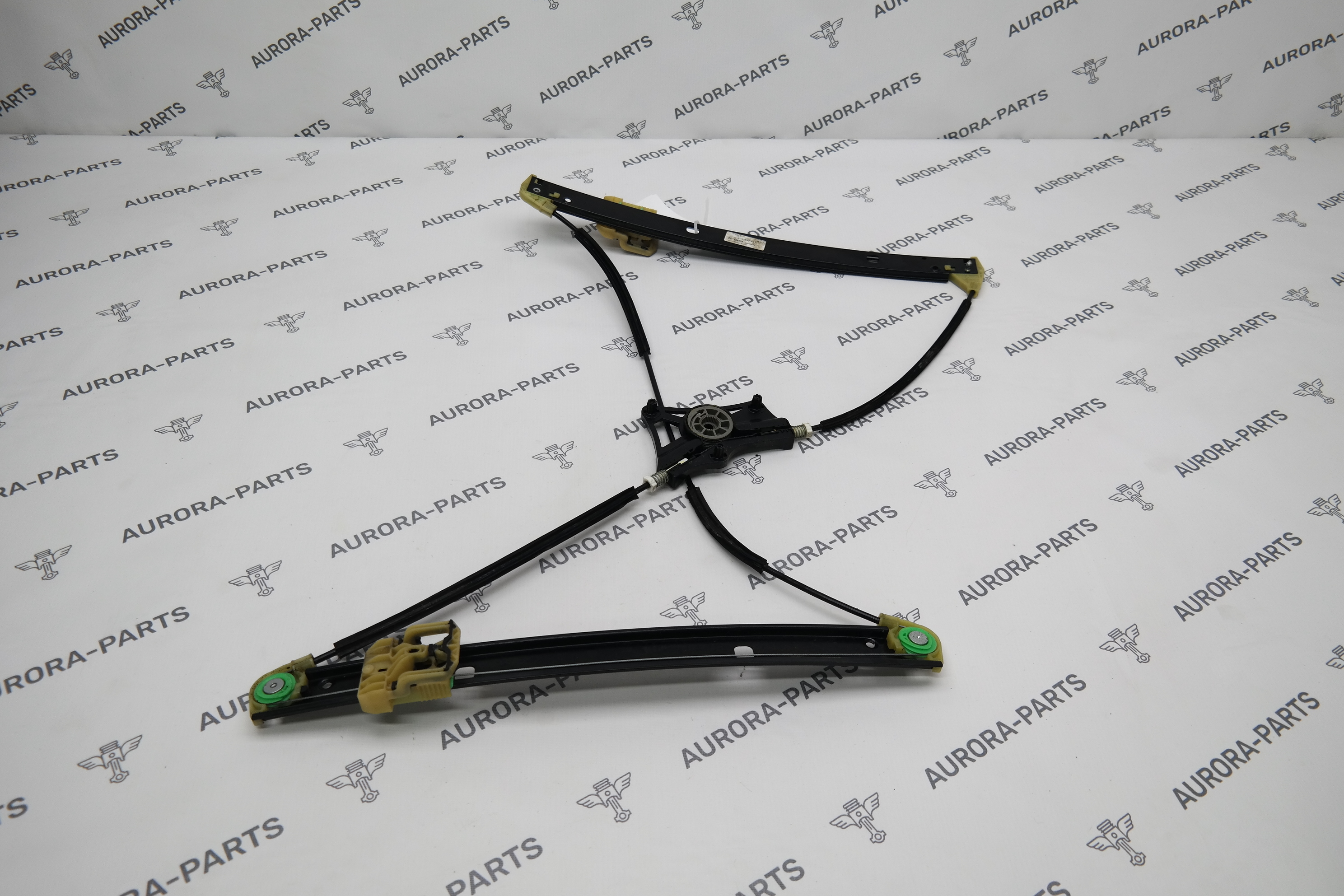 Стеклоподъемник передней двери LH Audi A6 