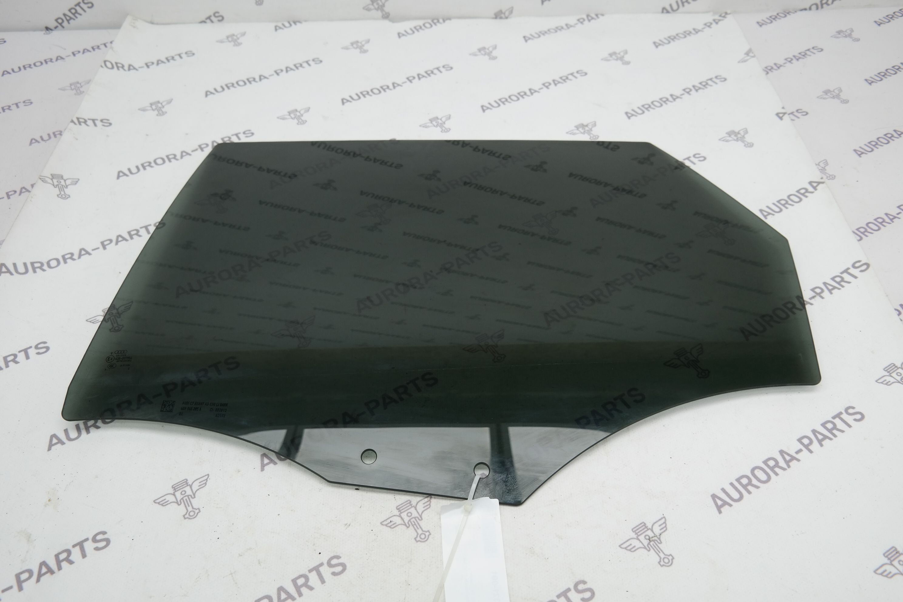 Стекло задней двери (тонированное) LH Audi A6 