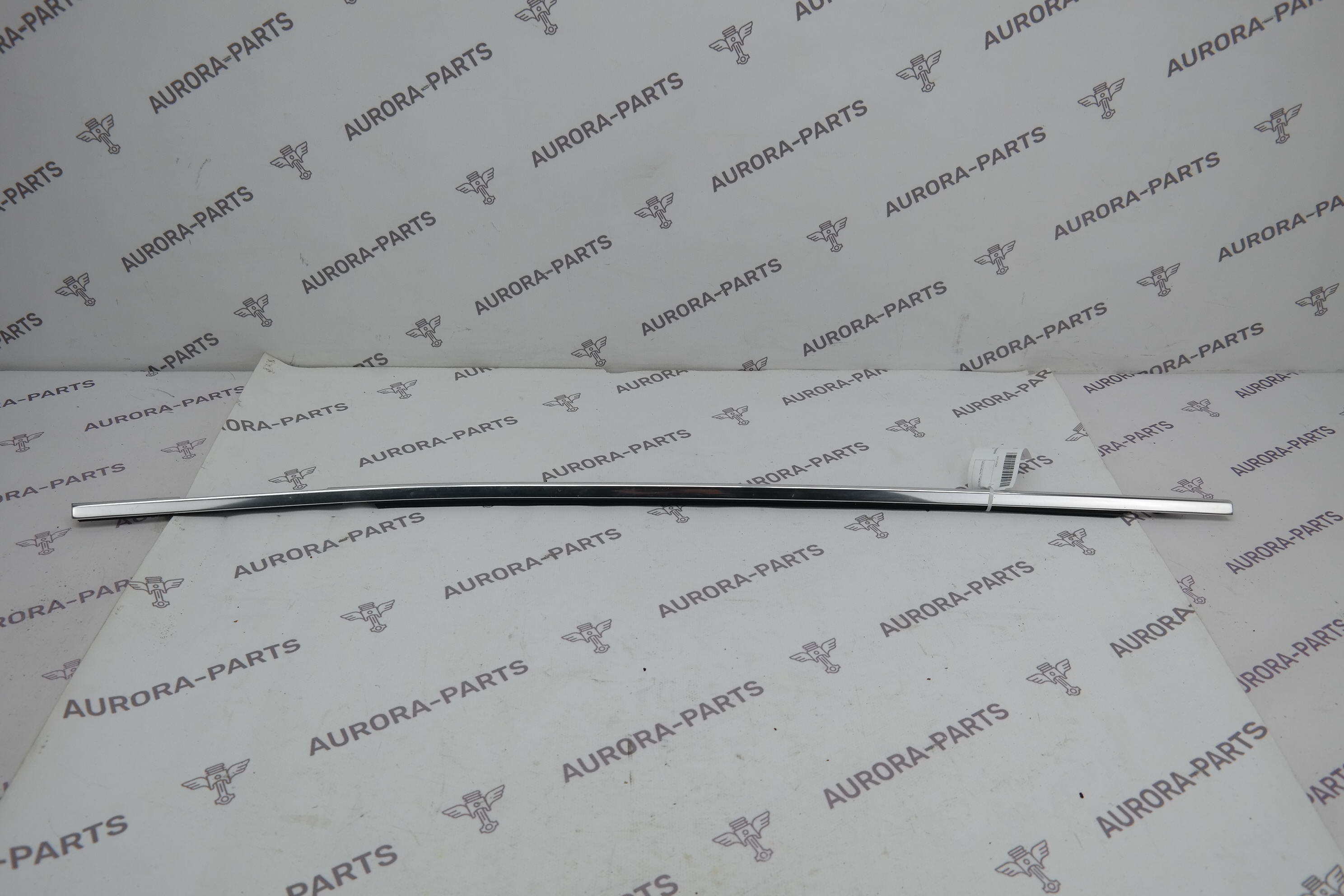 Молдинг, бархотка передней двери RH Jaguar I-Pace