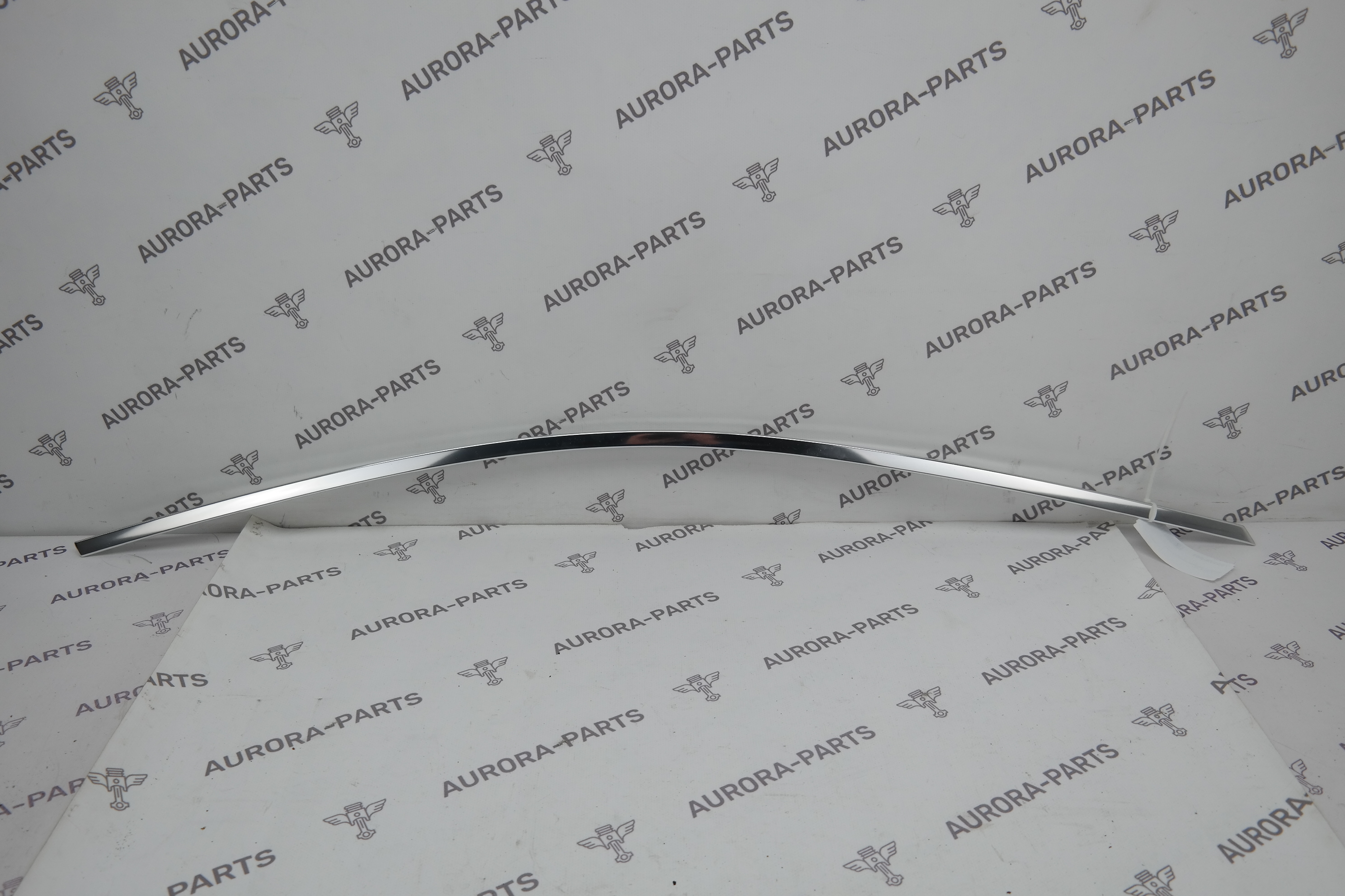 Молдинг передней двери верхний RH Jaguar I-Pace