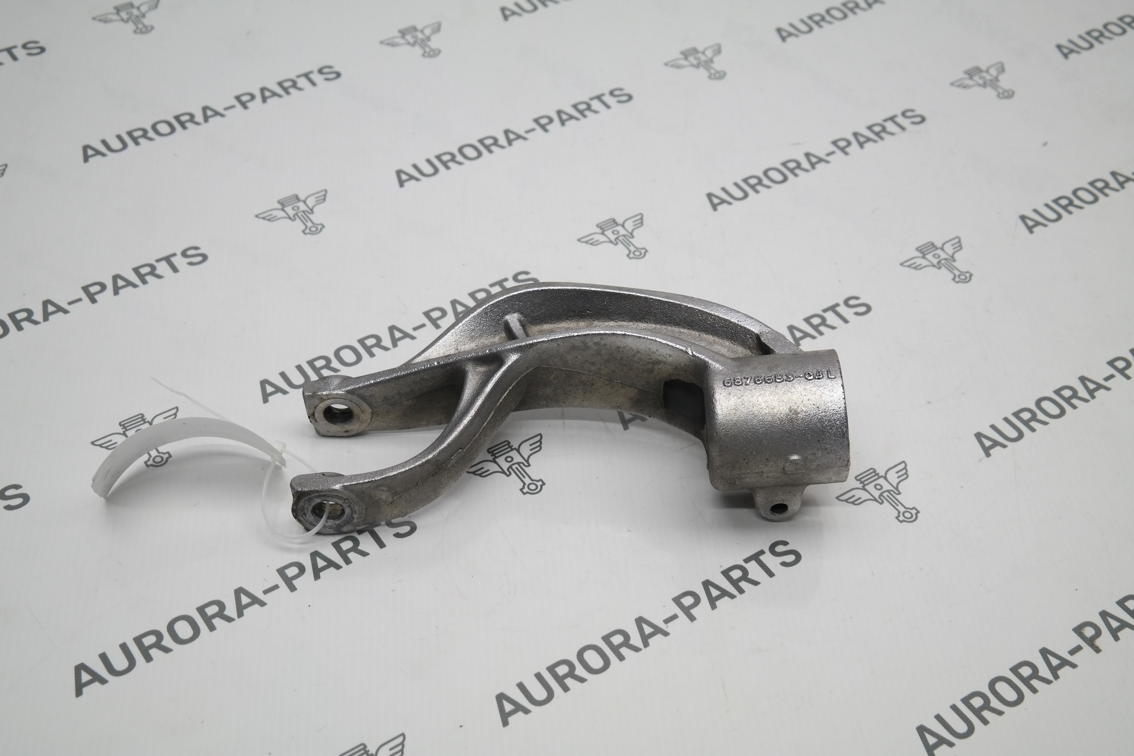 Крепление амортизационной стойки LH BMW X5