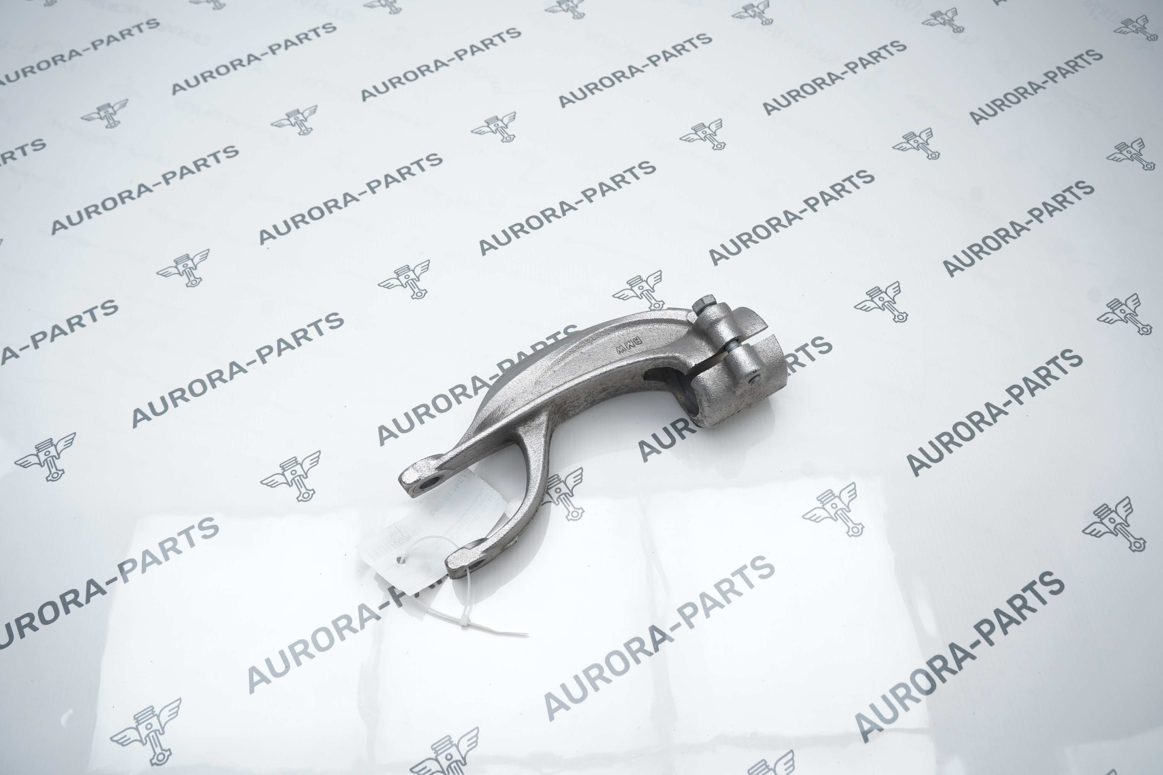 Крепление амортизационной стойки RH BMW X5