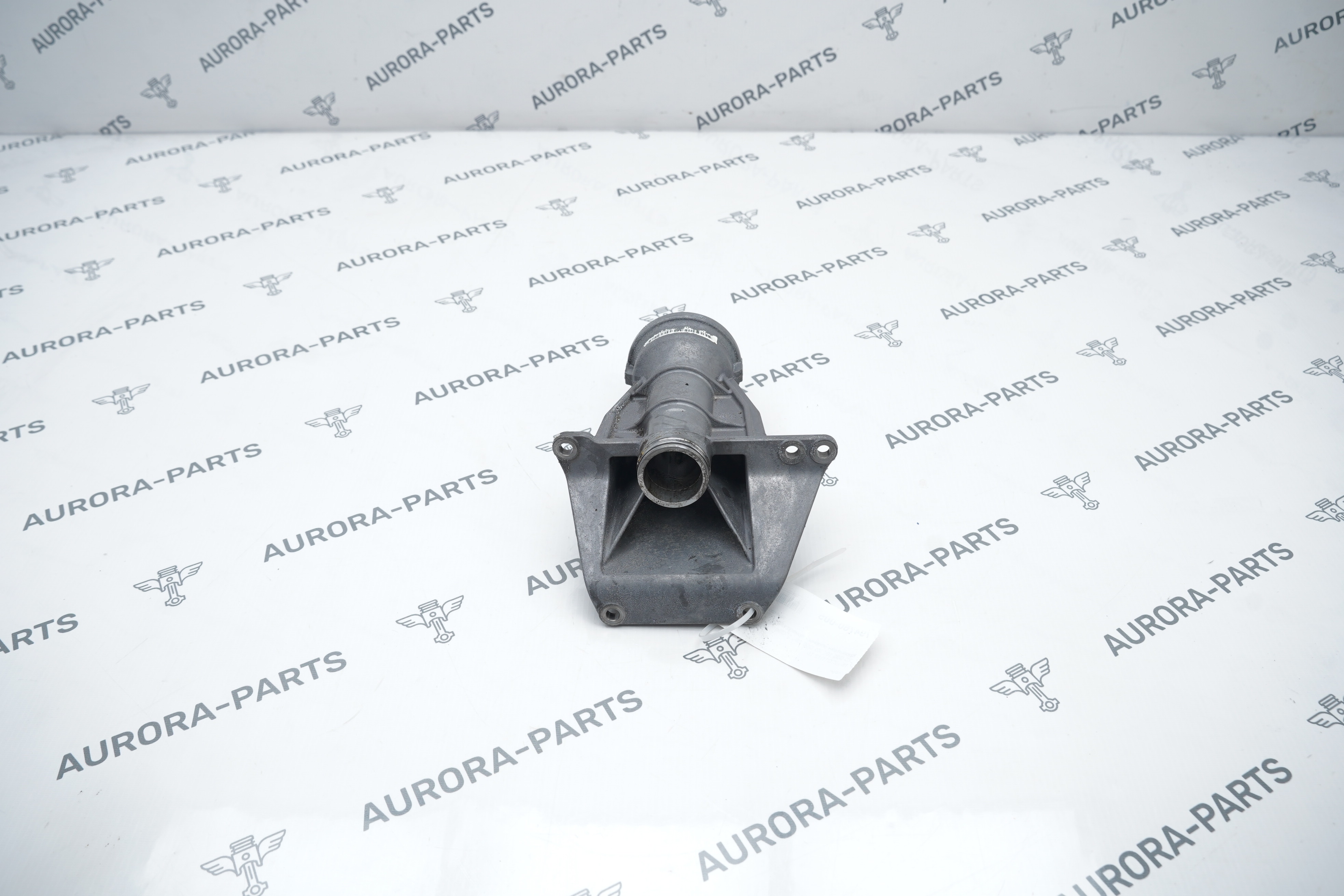 Кронштейн опорный привода RH BMW X5