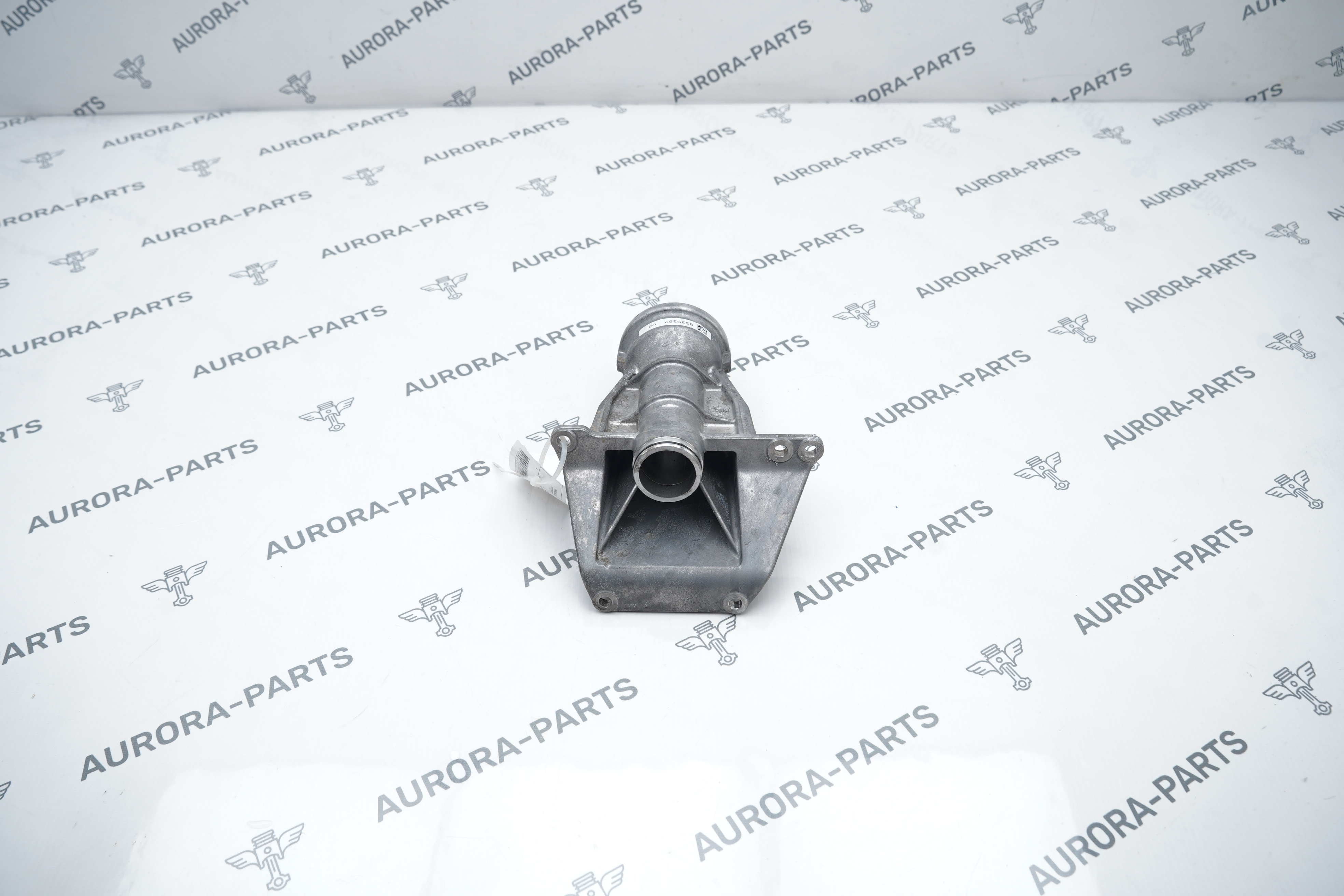 Кронштейн опорный привода RH BMW X5