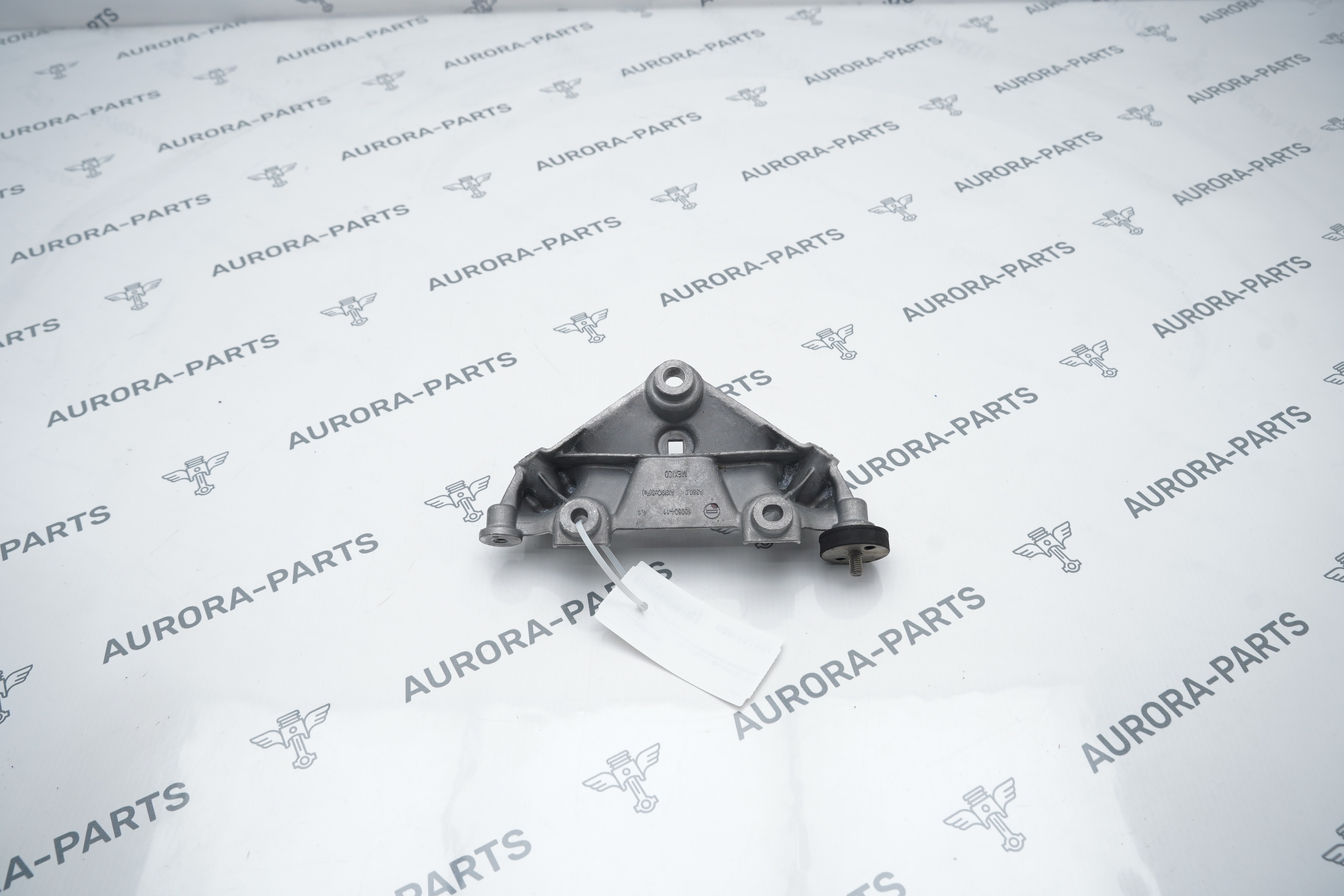 Крепление тяги среднее BMW X5