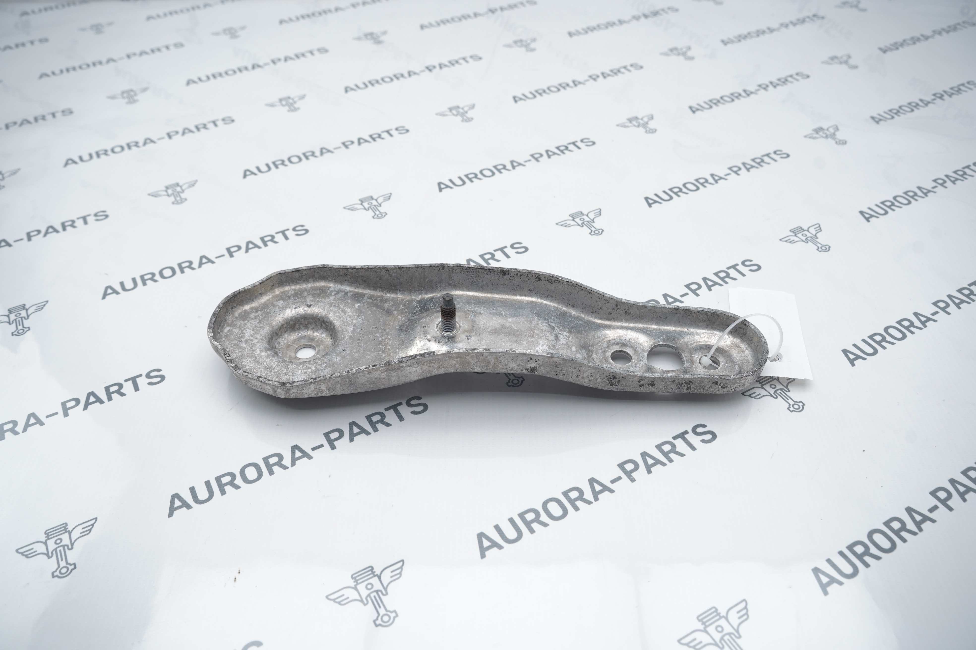 Тяга реактивная LH=RH BMW X5