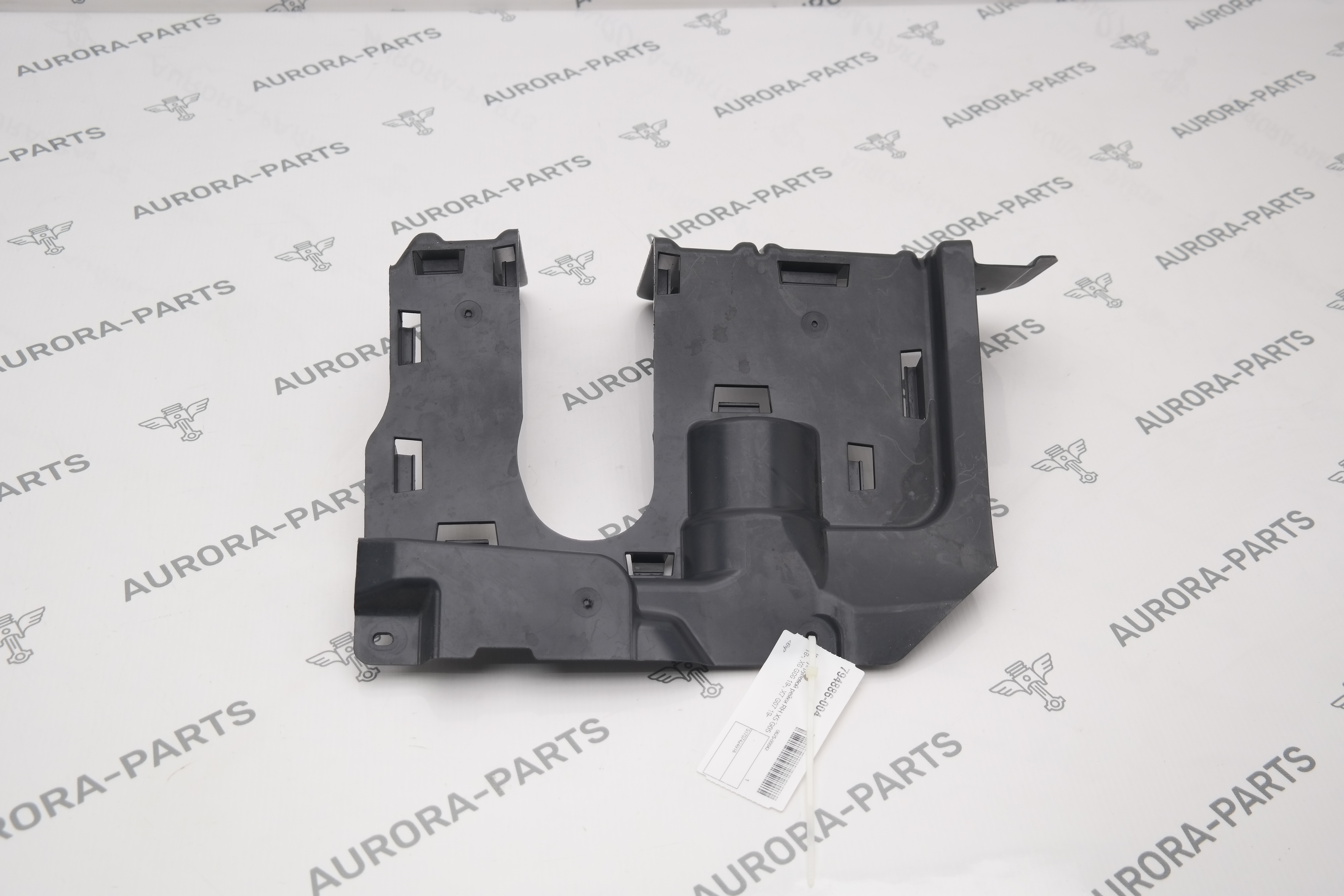 Кожух рулевой рейки RH BMW X5