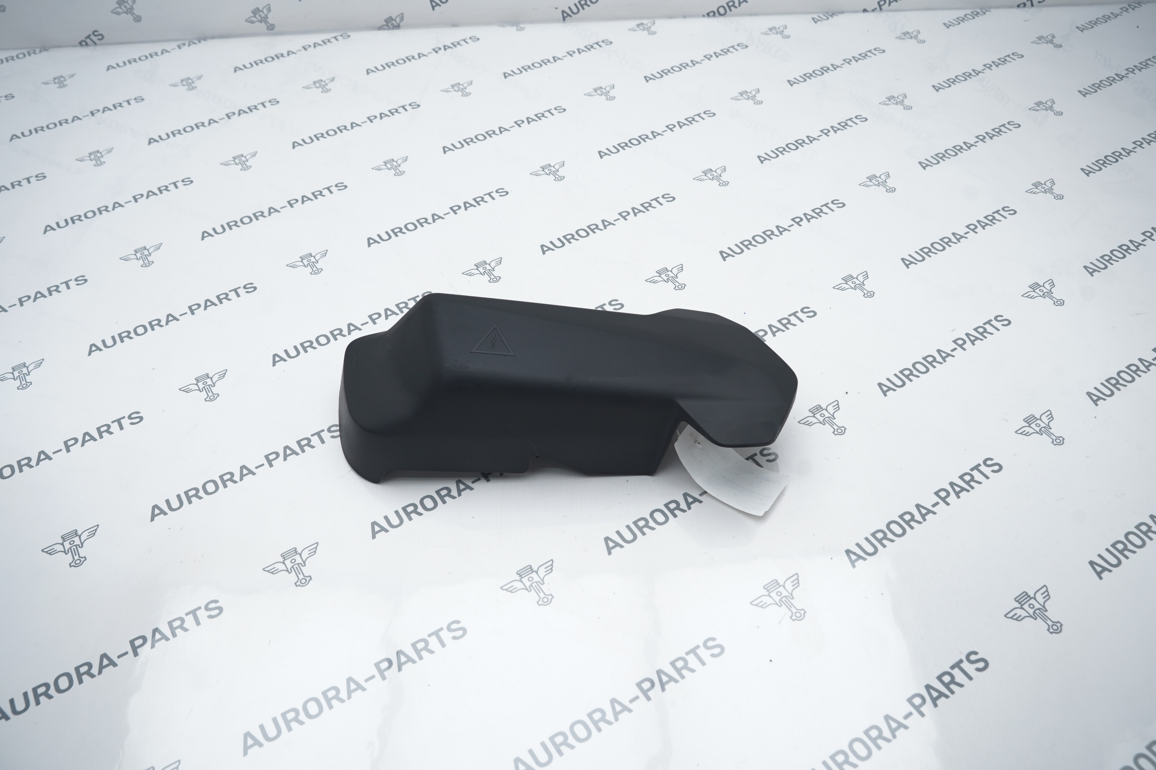 Крышка блока предохранителей BMW X5