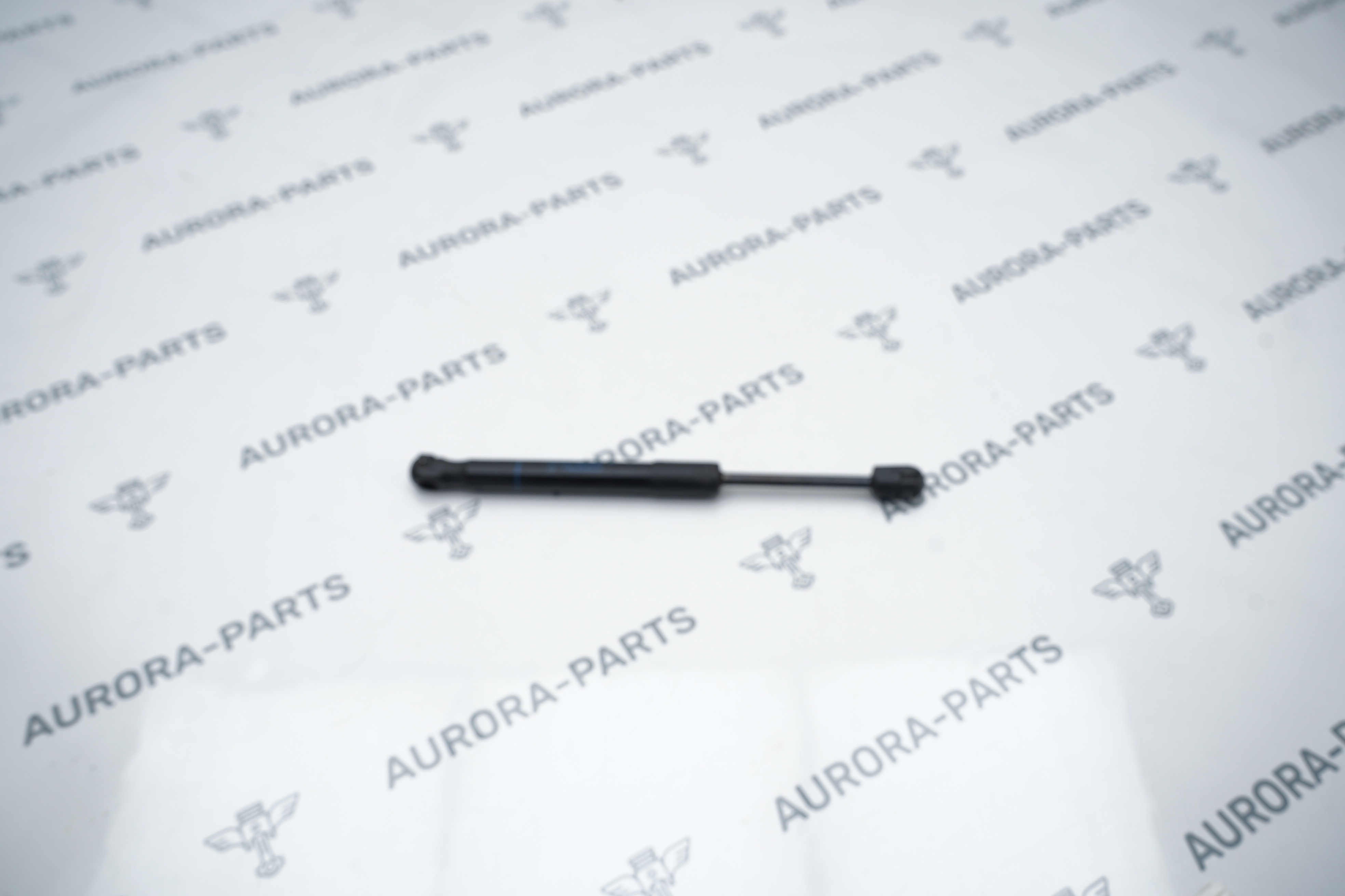 Амортизатор капота BMW X5