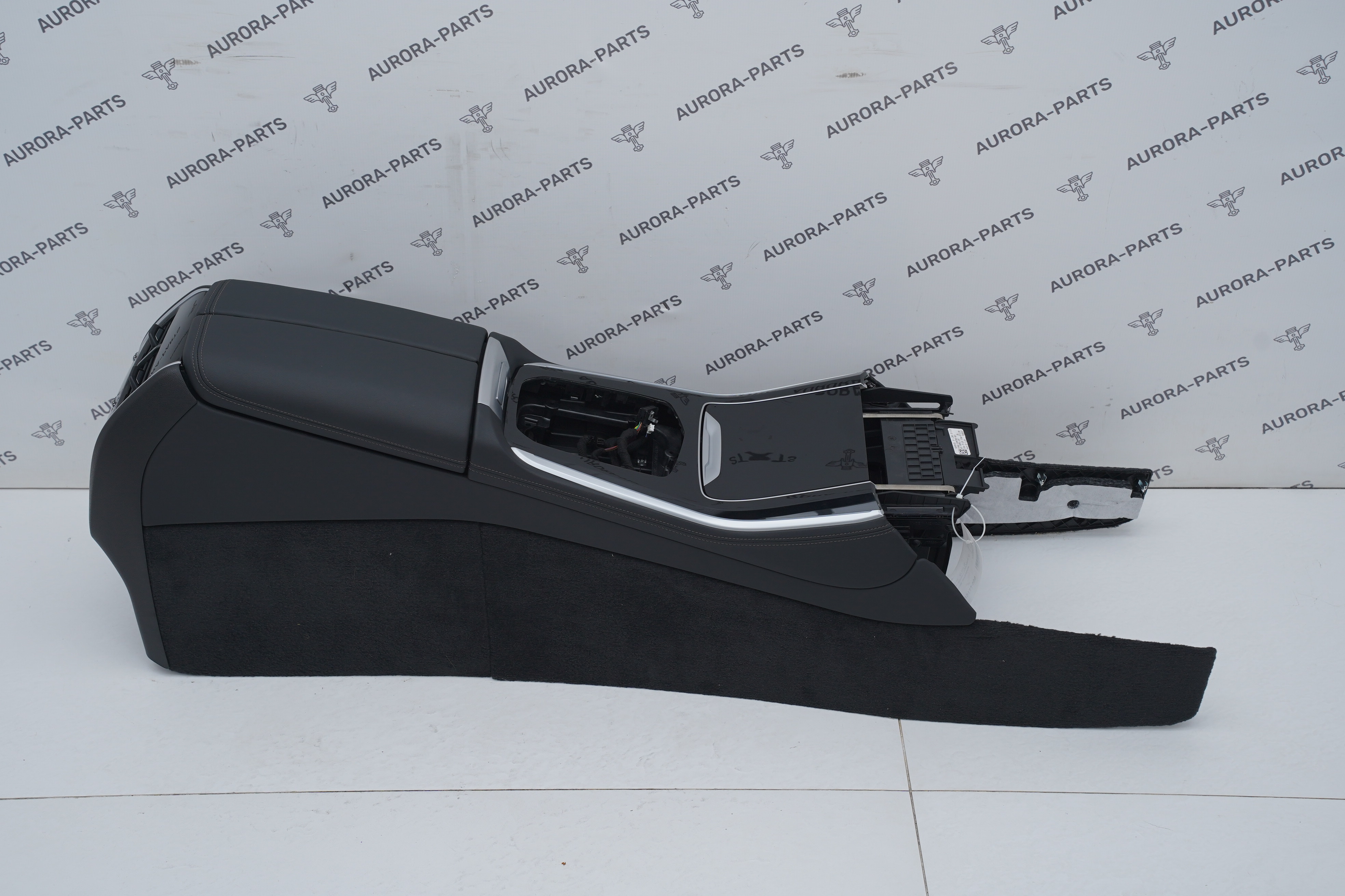 Консоль центральная подлокотник с подогревом BMW X5